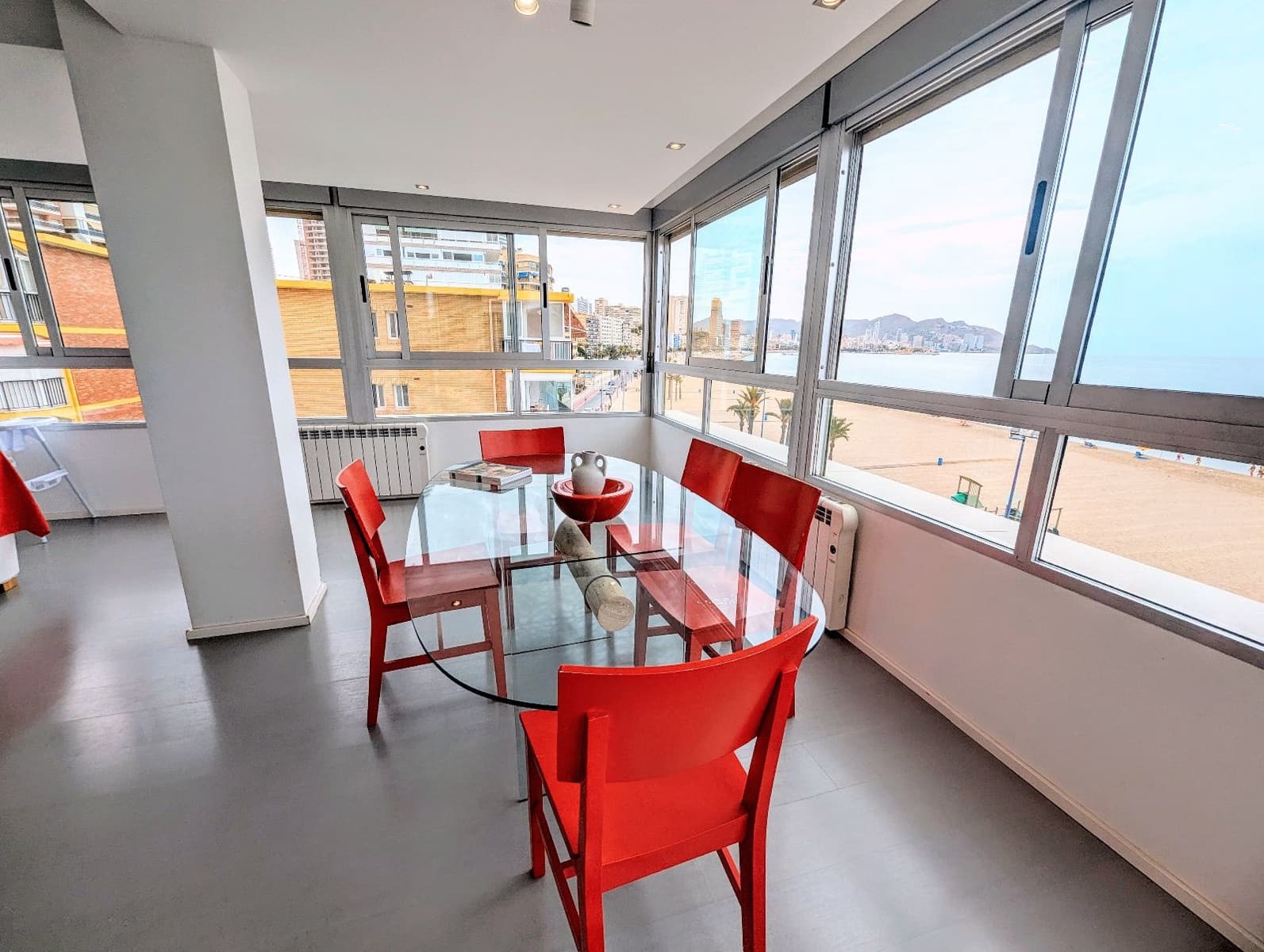 Appartement de 3 chambres à louer à Benidorm avec piscine - 1 500 € (Ref: 9207506)