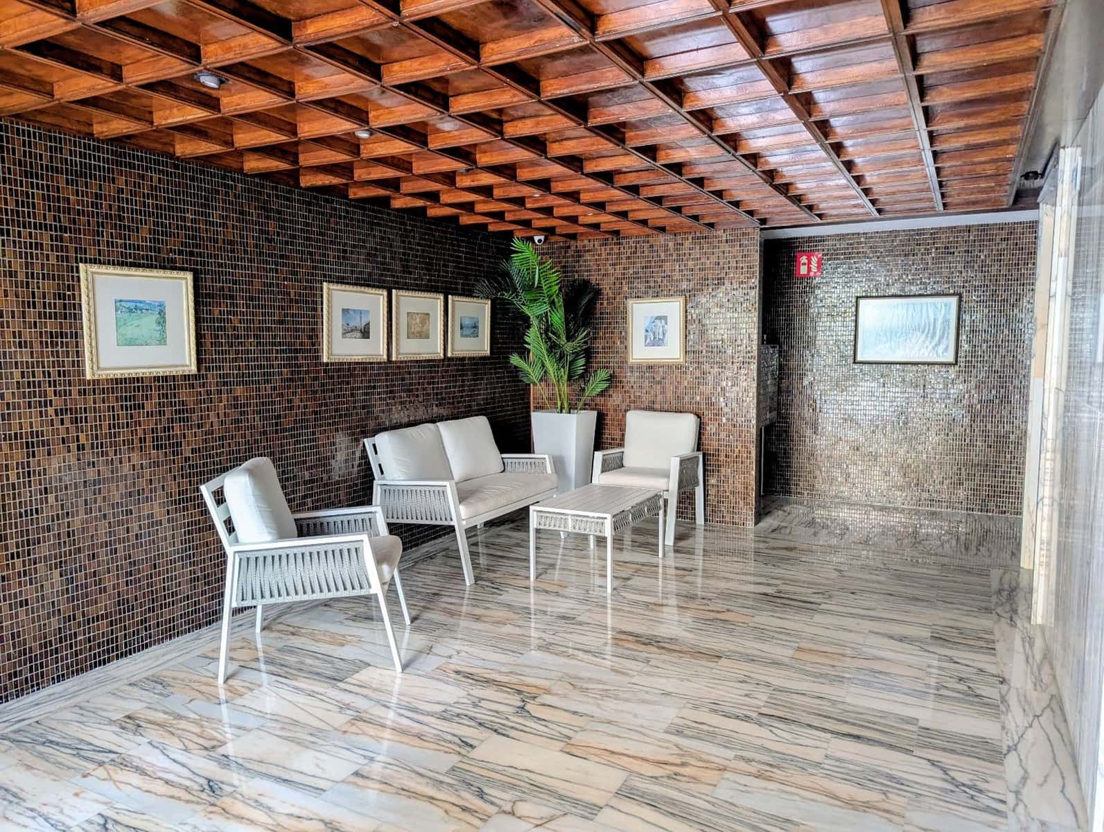 Appartement de 3 chambres à louer à Benidorm avec piscine - 1 500 € (Ref: 9207506)