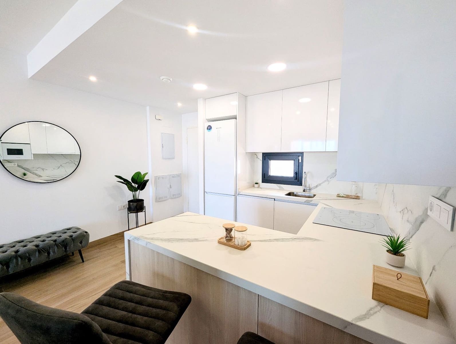 2 soveværelse Byhus til salg i Torrevieja med swimmingpool - € 269.900 (Ref: 9221614)