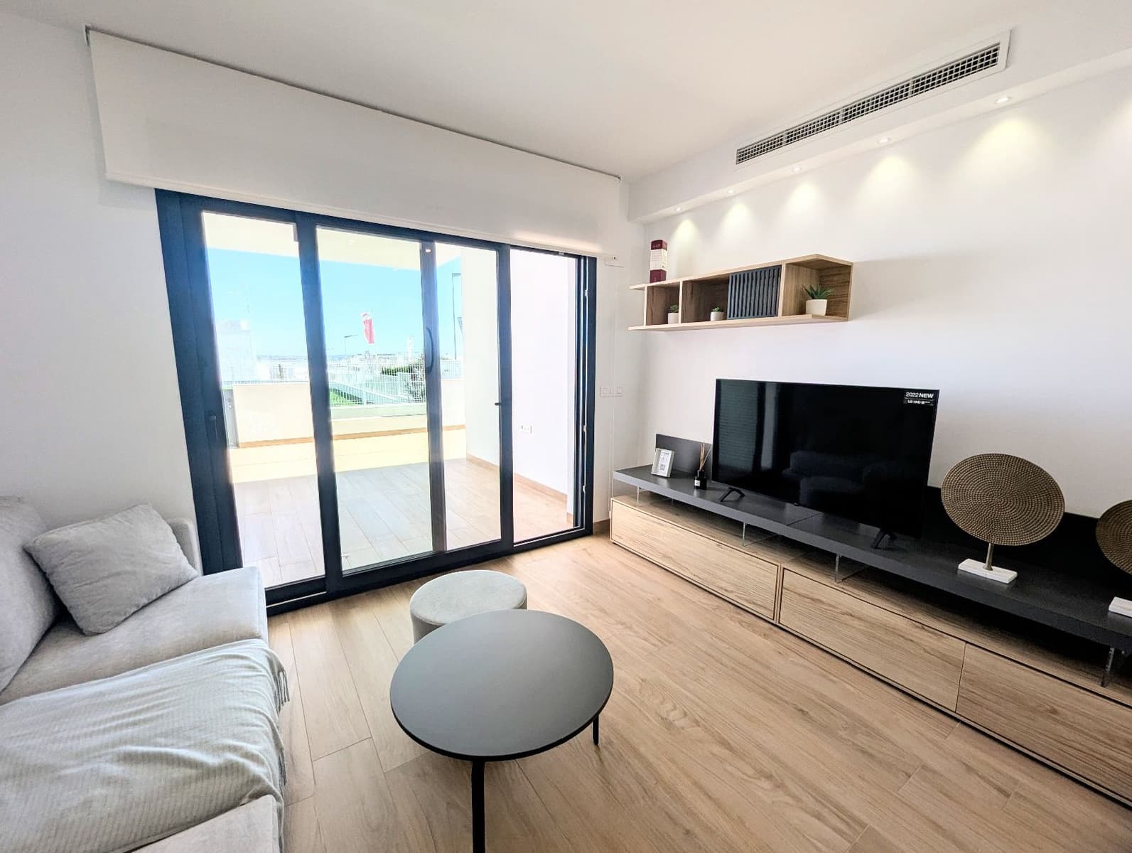 2 soveværelse Byhus til salg i Torrevieja med swimmingpool - € 269.900 (Ref: 9221614)