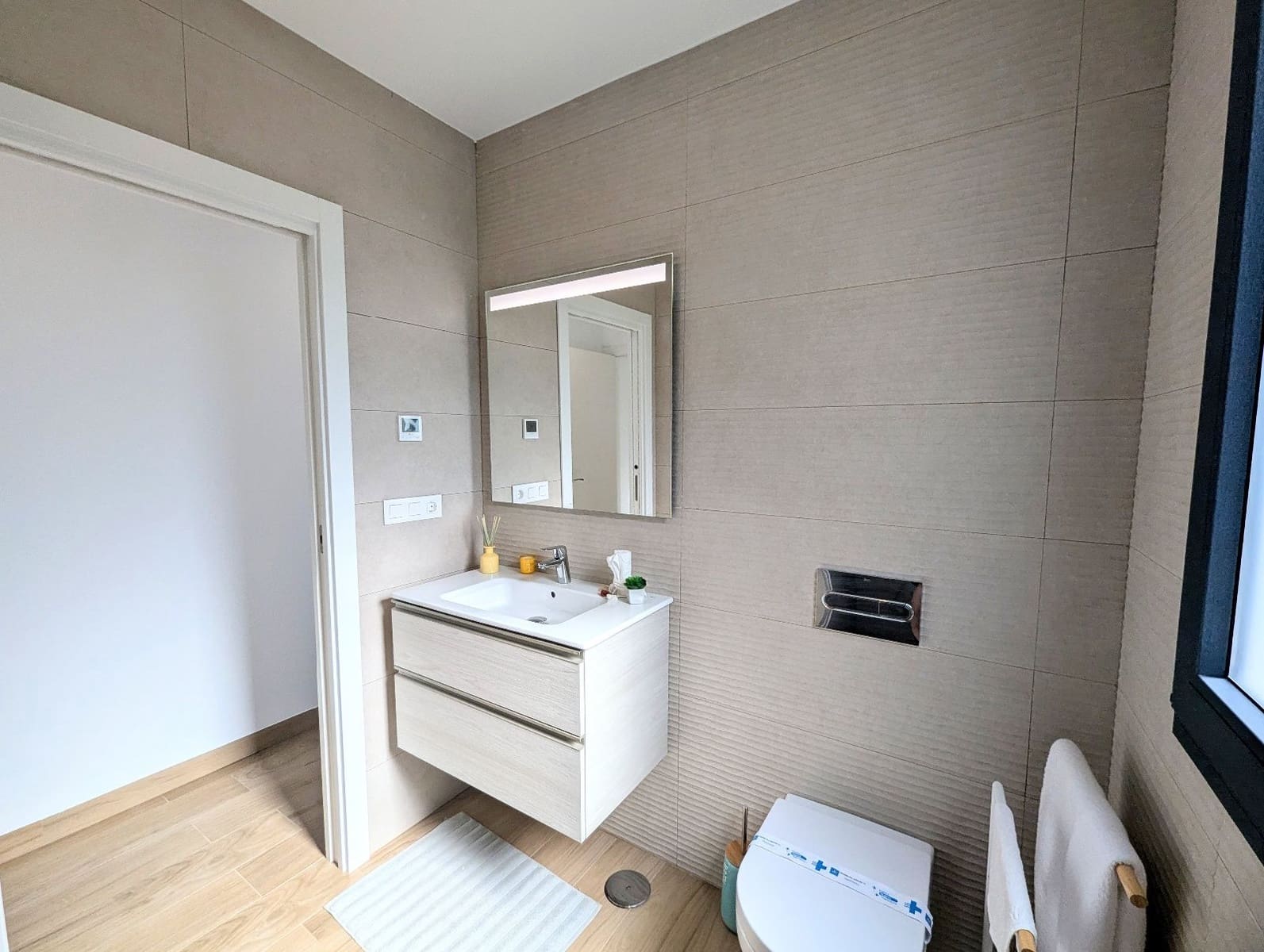 2 soveværelse Byhus til salg i Torrevieja med swimmingpool - € 269.900 (Ref: 9221614)