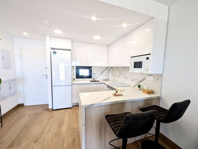 2 quarto Casa em Banda para venda em Los Balcones - Los Altos, Torrevieja com piscina - 269 900 € (Ref: 9221614)