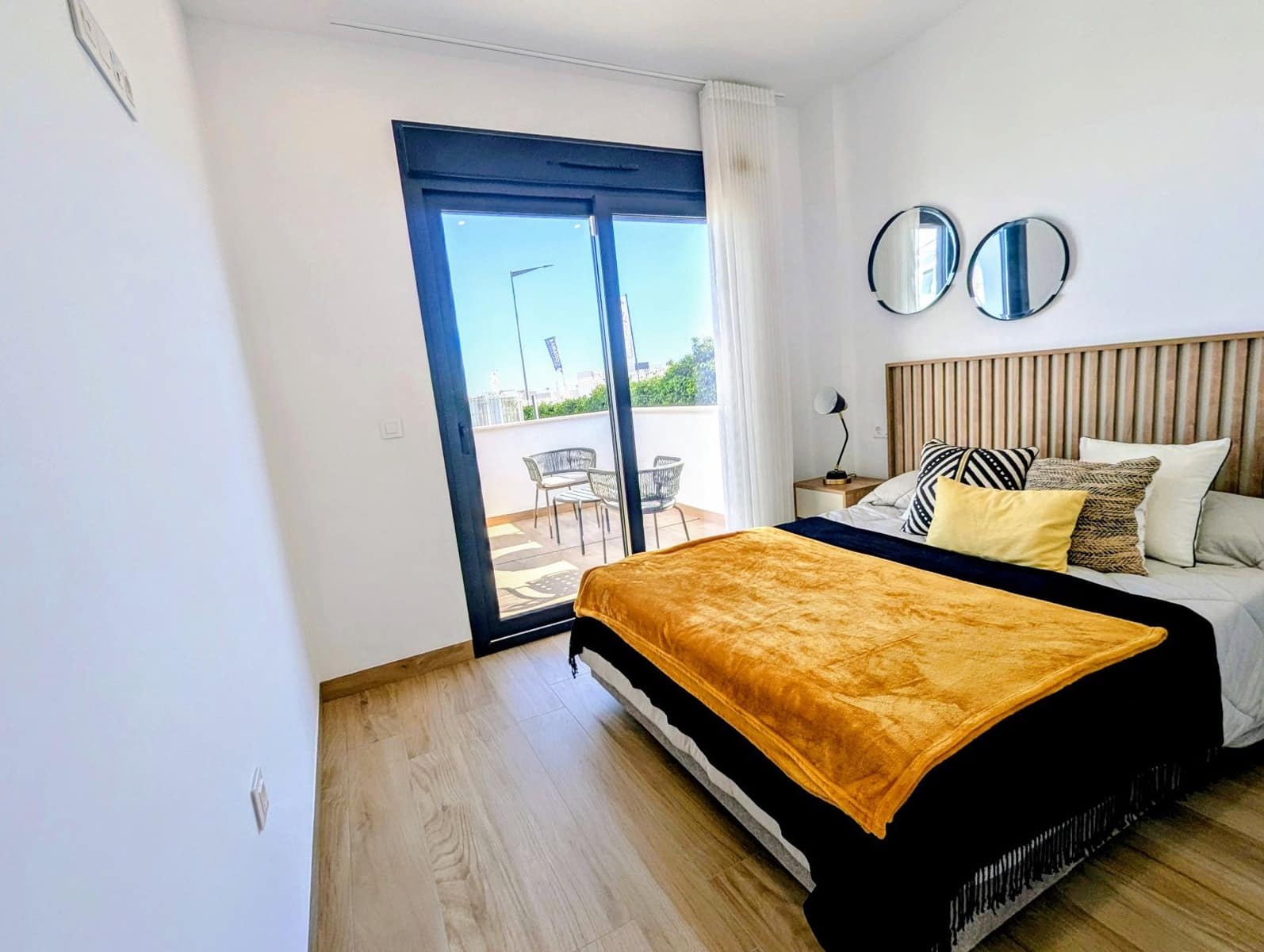 2 soveværelse Byhus til salg i Torrevieja med swimmingpool - € 269.900 (Ref: 9221614)