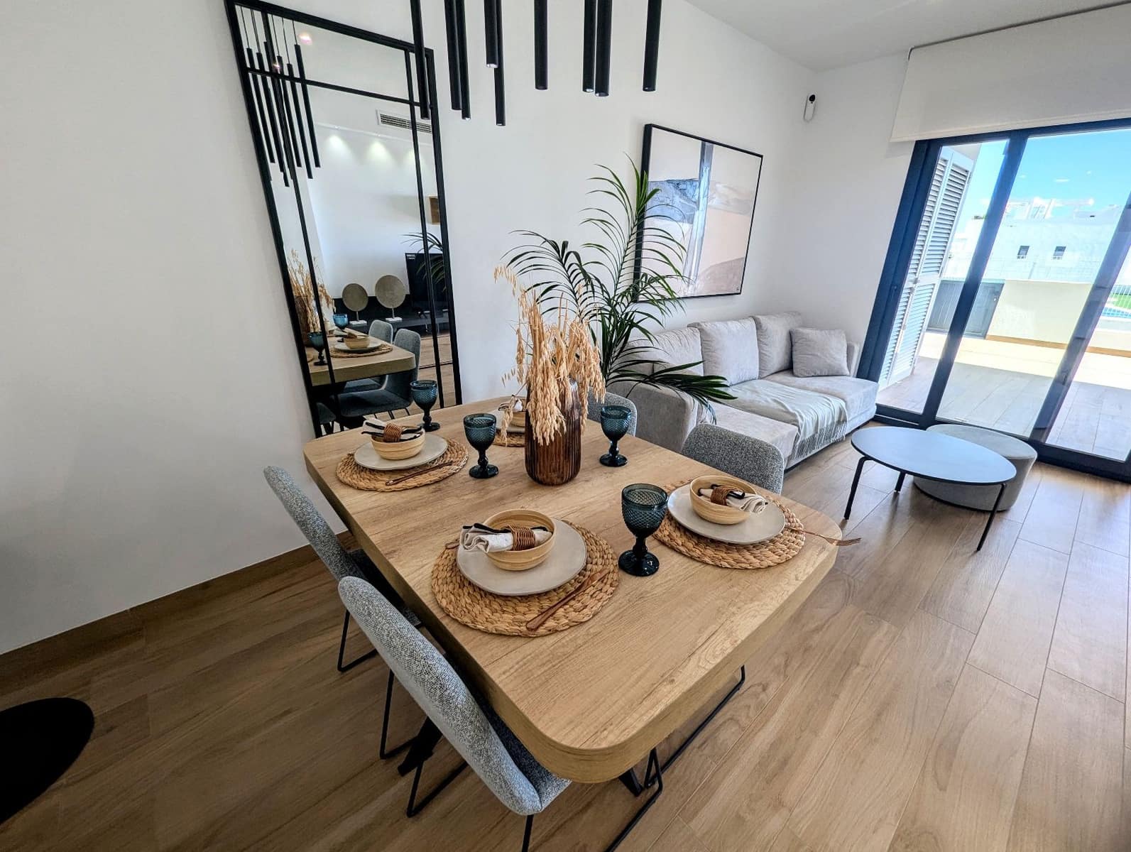 2 soveværelse Byhus til salg i Torrevieja med swimmingpool - € 269.900 (Ref: 9221614)