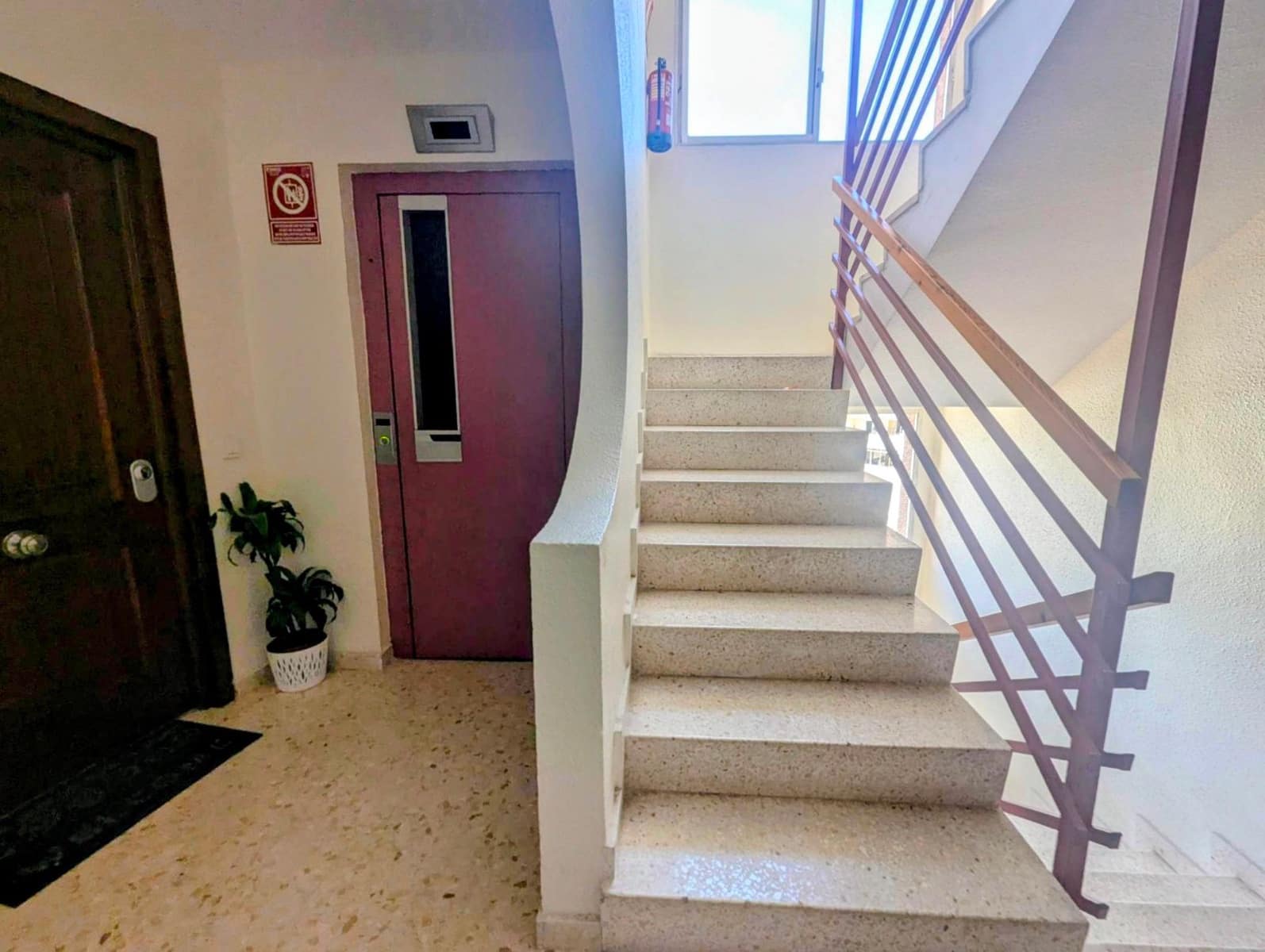 1 soveværelse Lejlighed til salg i Benidorm med swimmingpool garage - € 299.000 (Ref: 9221615)