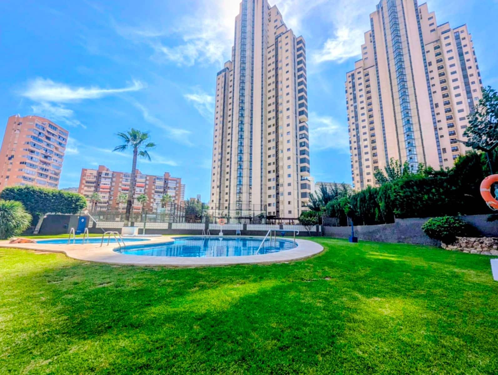 1 soveværelse Lejlighed til salg i Benidorm med swimmingpool garage - € 299.000 (Ref: 9221615)
