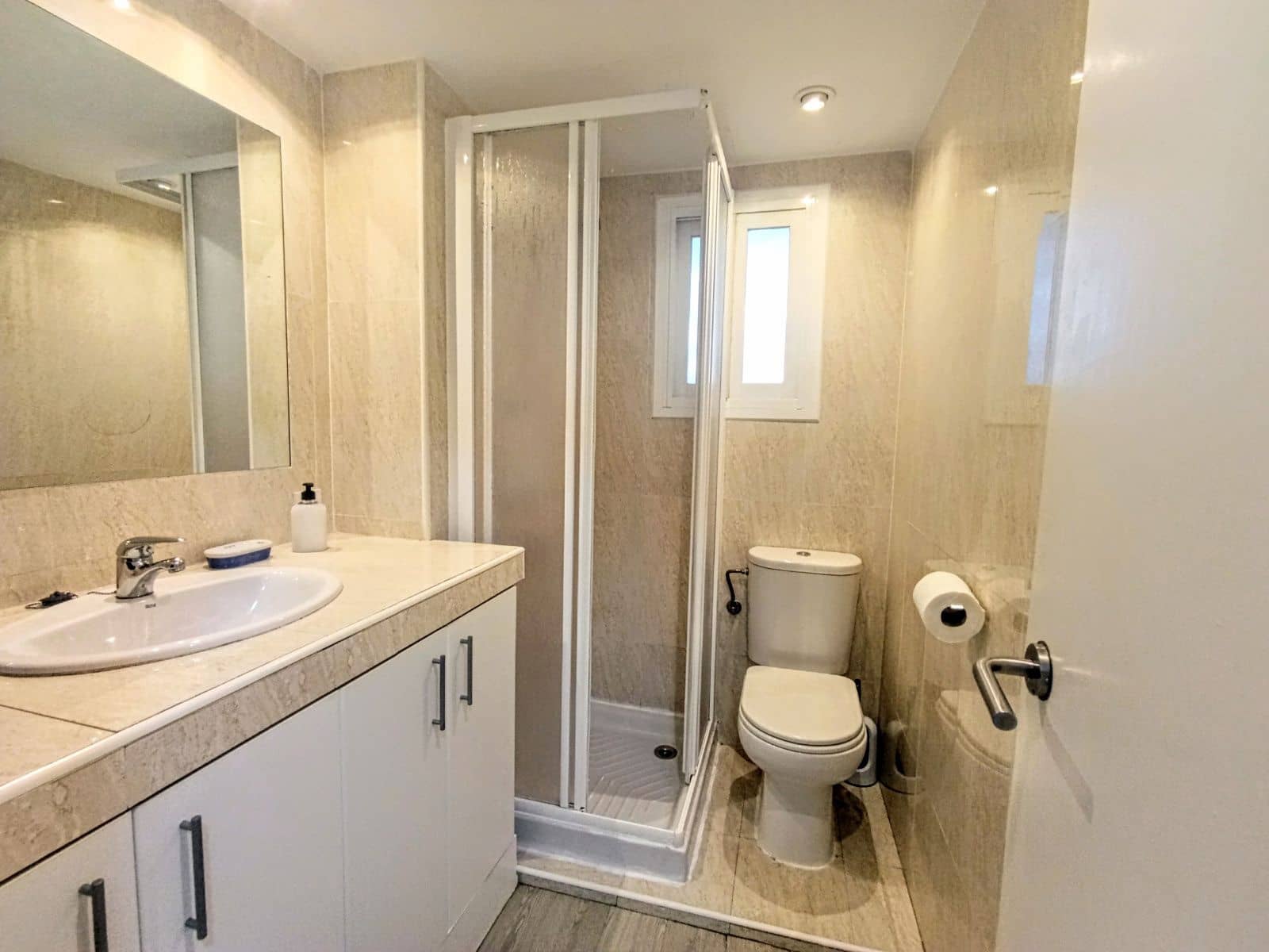 1 quarto Apartamento para venda em Benidorm com piscina garagem - 260 000 € (Ref: 9230261)