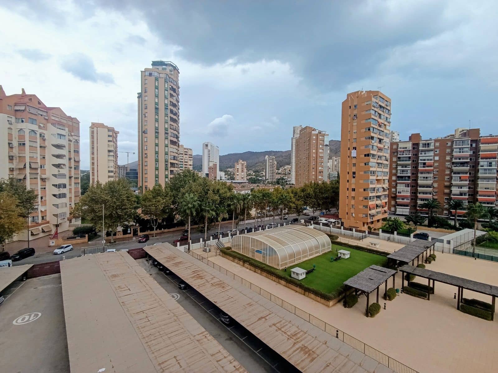 1 quarto Apartamento para venda em Benidorm com piscina garagem - 260 000 € (Ref: 9230261)