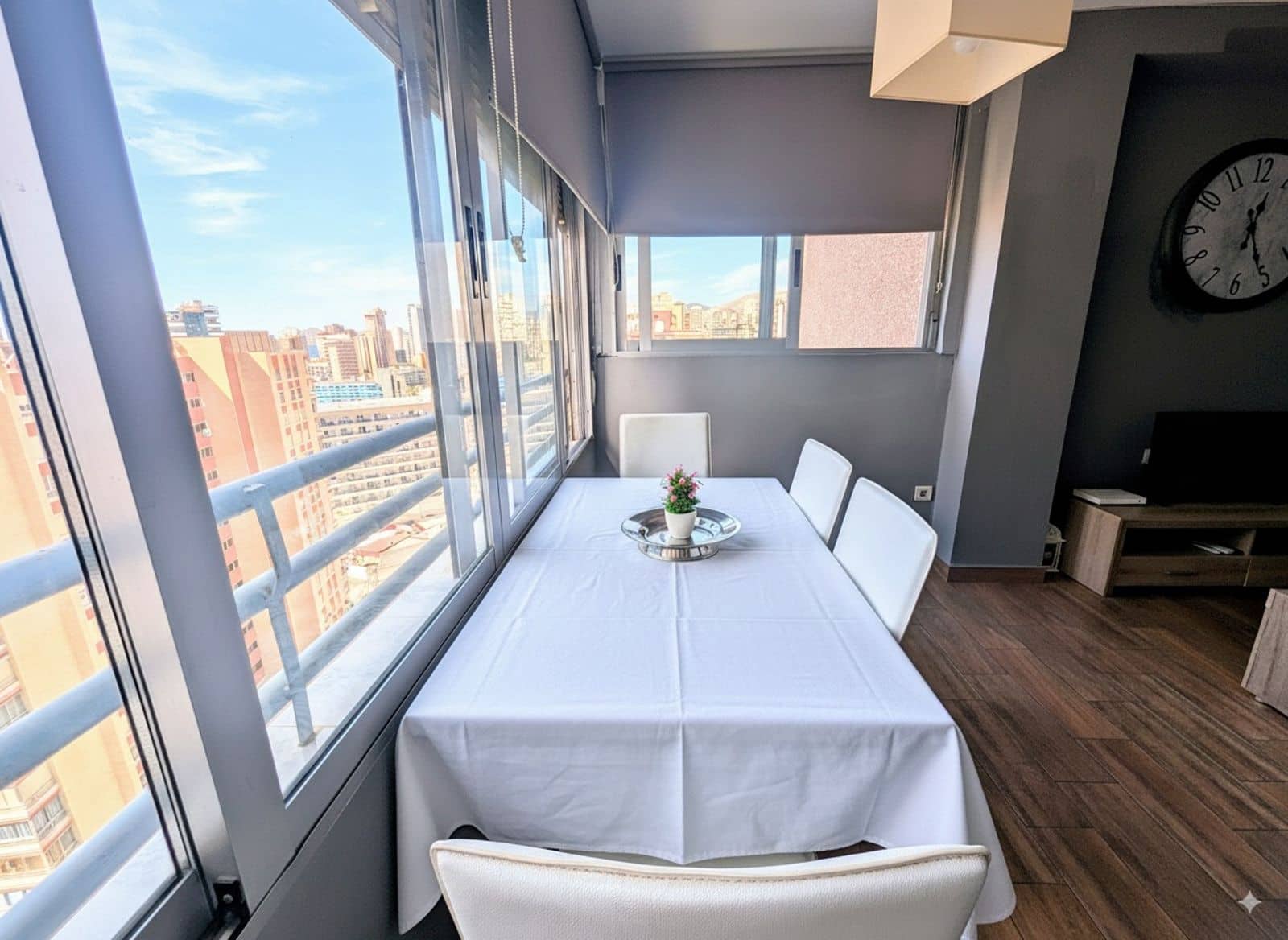 2 soveværelse Lejlighed til salg i Benidorm med swimmingpool garage - € 290.000 (Ref: 9230262)