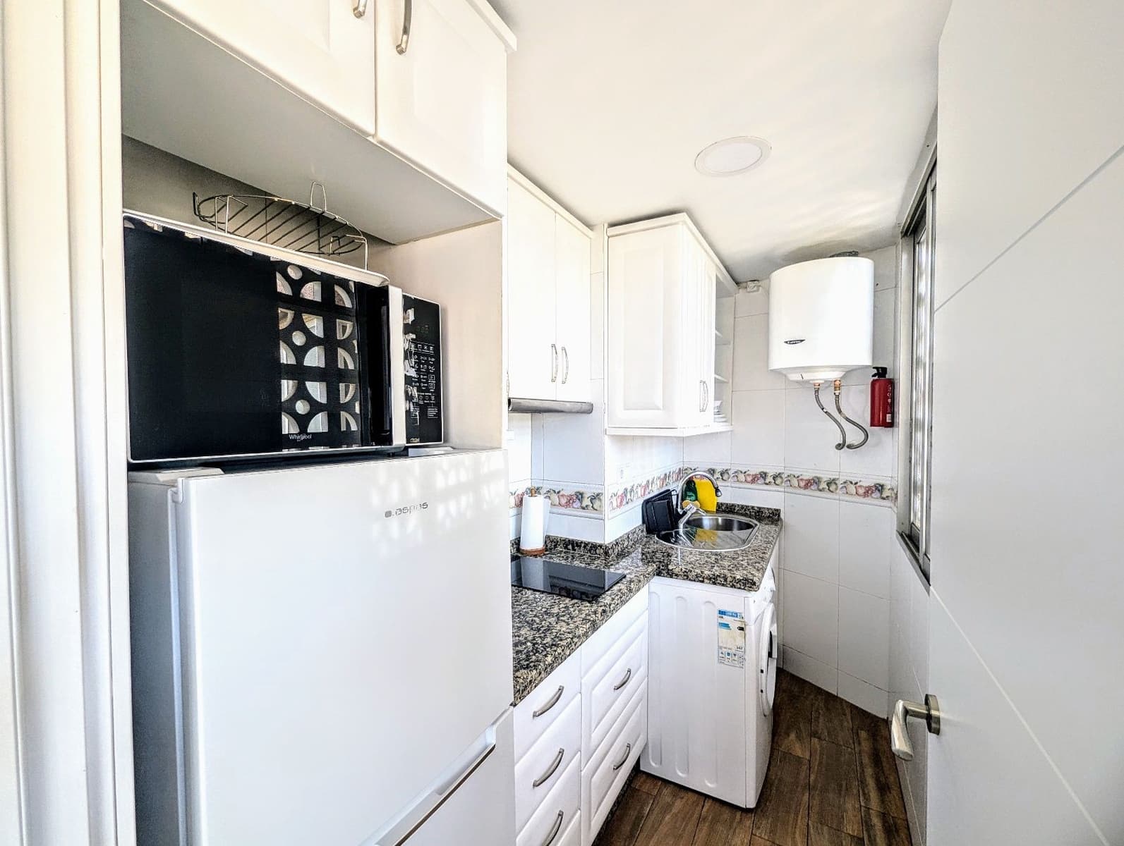 2 soveværelse Lejlighed til salg i Benidorm med swimmingpool garage - € 290.000 (Ref: 9230262)