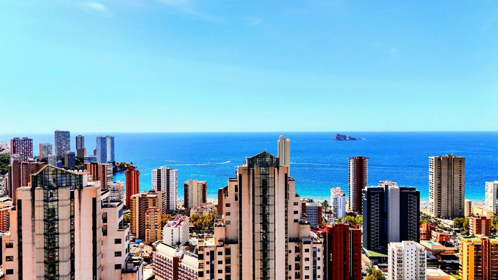 2 soveværelse Lejlighed til salg i Benidorm med swimmingpool garage - € 290.000 (Ref: 9230262)