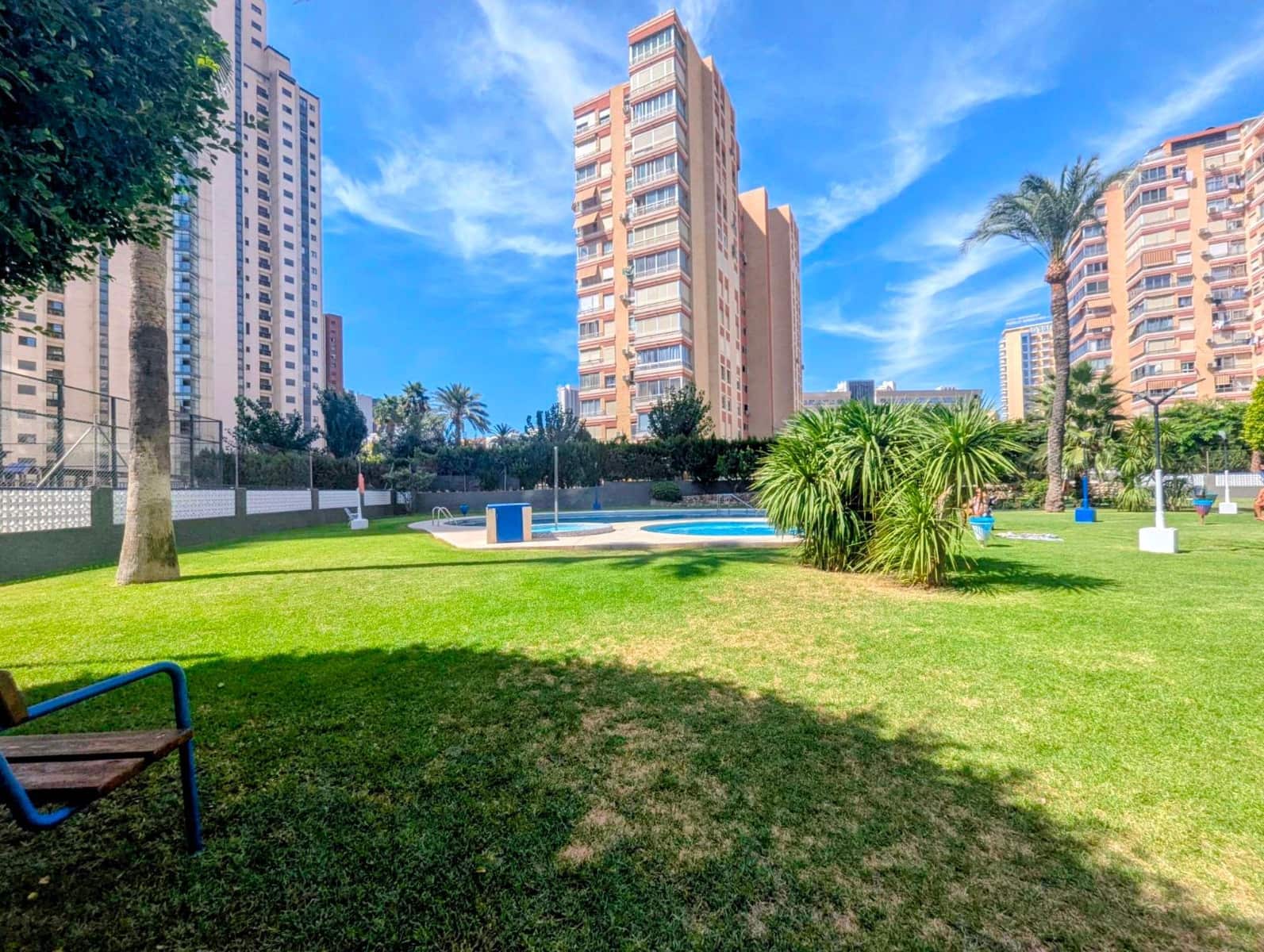 2 soveværelse Lejlighed til salg i Benidorm med swimmingpool garage - € 290.000 (Ref: 9230262)