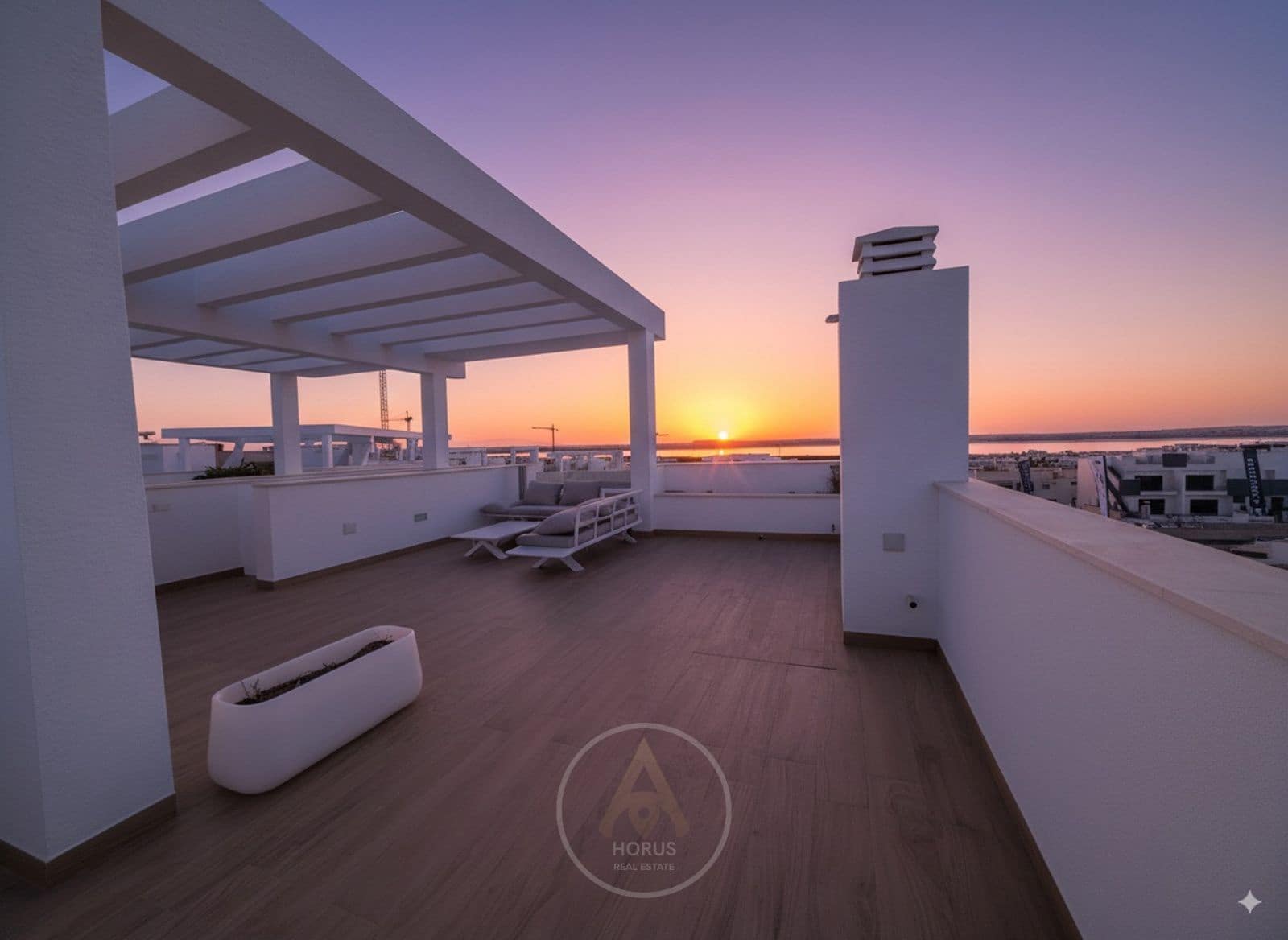 2 sypialnia Dom na sprzedaż w Torrevieja z basenem - 319 900 € (Ref: 9230732)