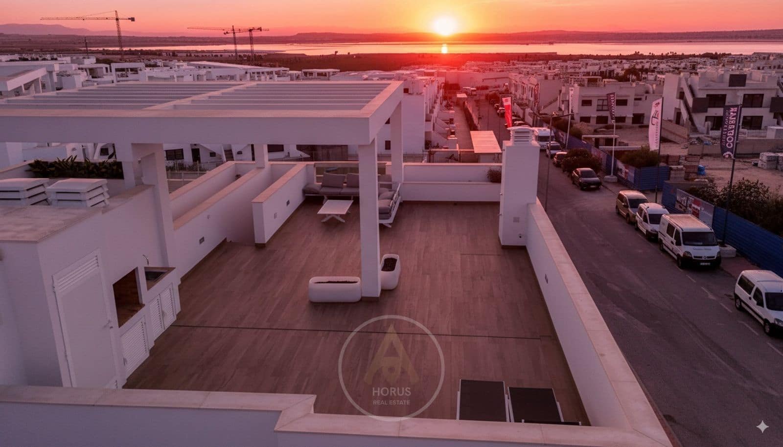 2 sypialnia Dom na sprzedaż w Torrevieja z basenem - 319 900 € (Ref: 9230732)