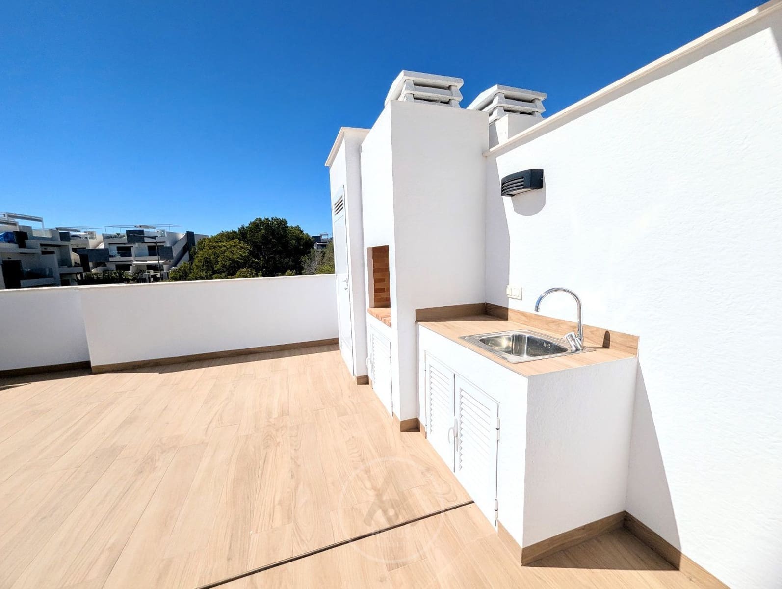 2 sypialnia Dom na sprzedaż w Torrevieja z basenem - 319 900 € (Ref: 9230732)