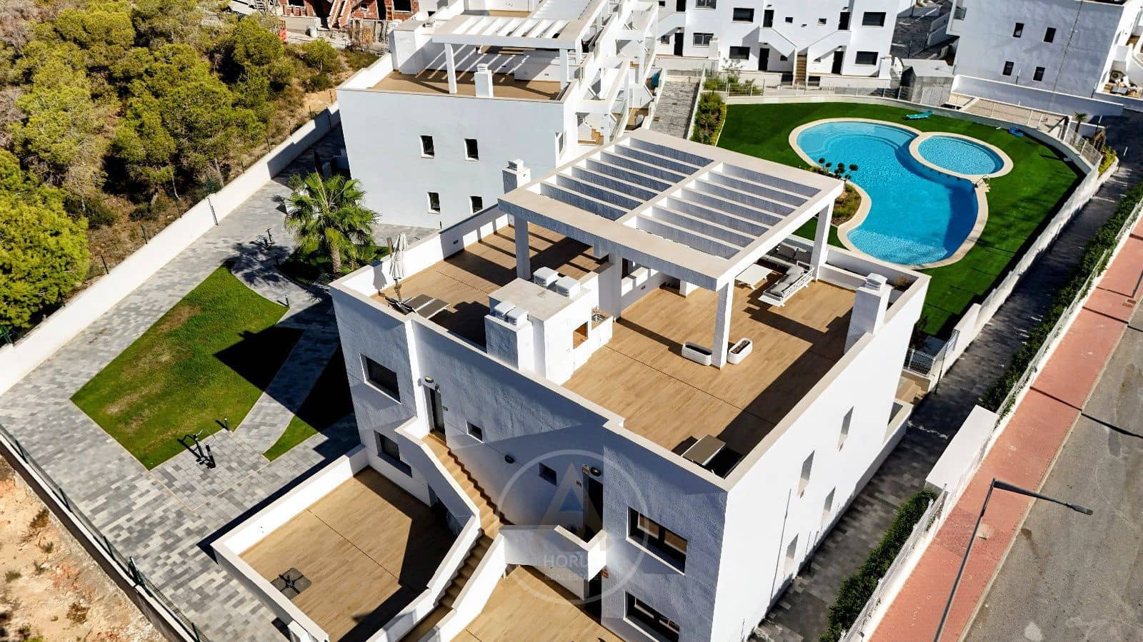 2 sypialnia Dom na sprzedaż w Torrevieja z basenem - 319 900 € (Ref: 9230732)