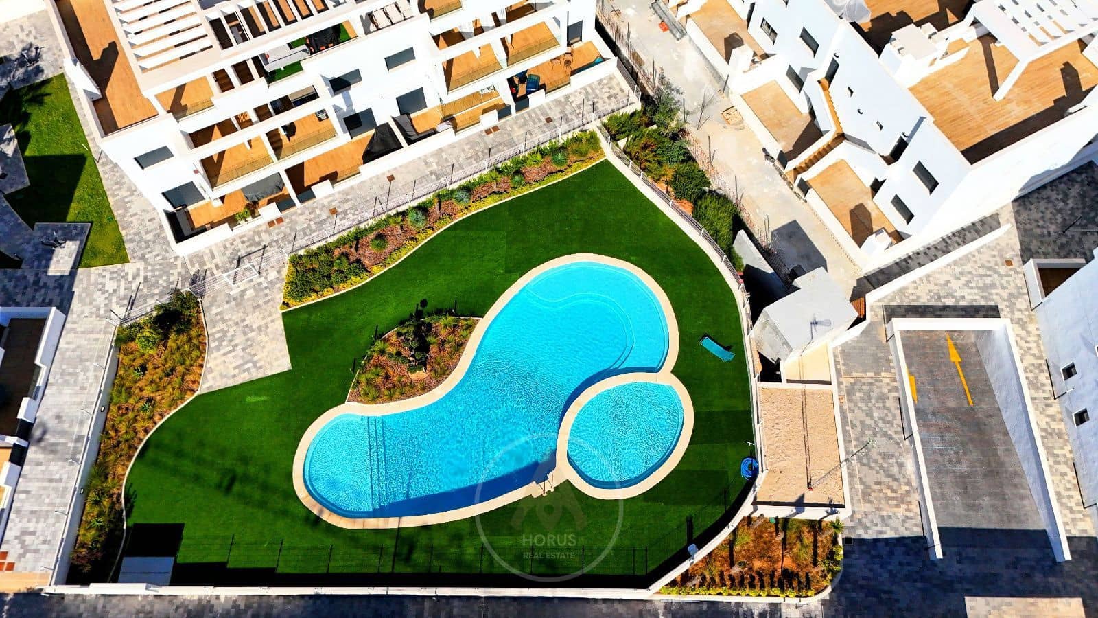 2 sypialnia Dom na sprzedaż w Torrevieja z basenem - 319 900 € (Ref: 9230732)