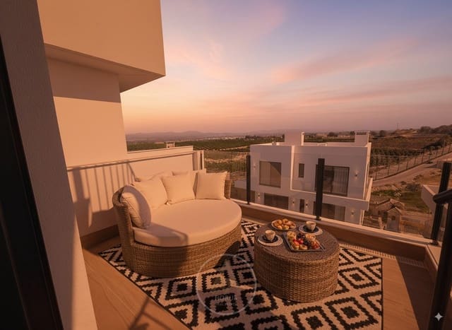 3 bedroom Townhouse for sale in Algorfa with pool - € 495,000 (Ref: 9235895)