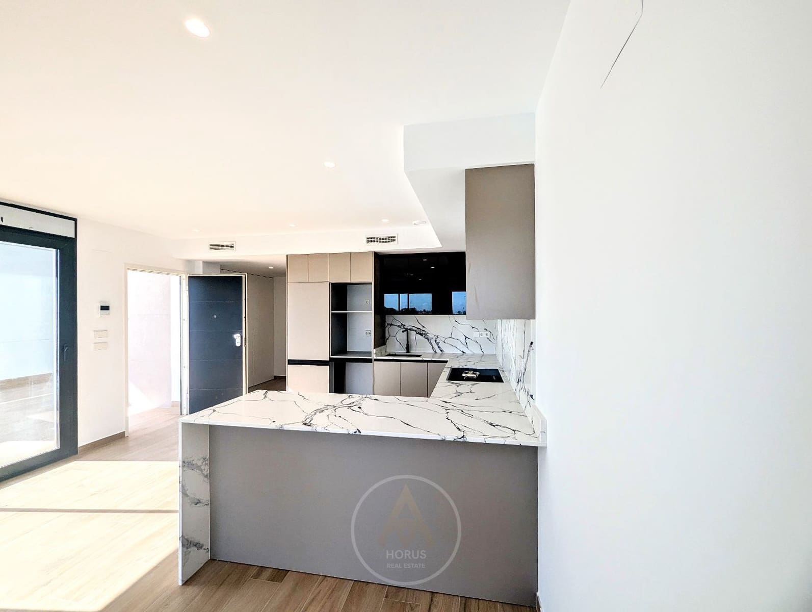 3 soveværelse Byhus til salg i Algorfa med swimmingpool - € 495.000 (Ref: 9235895)