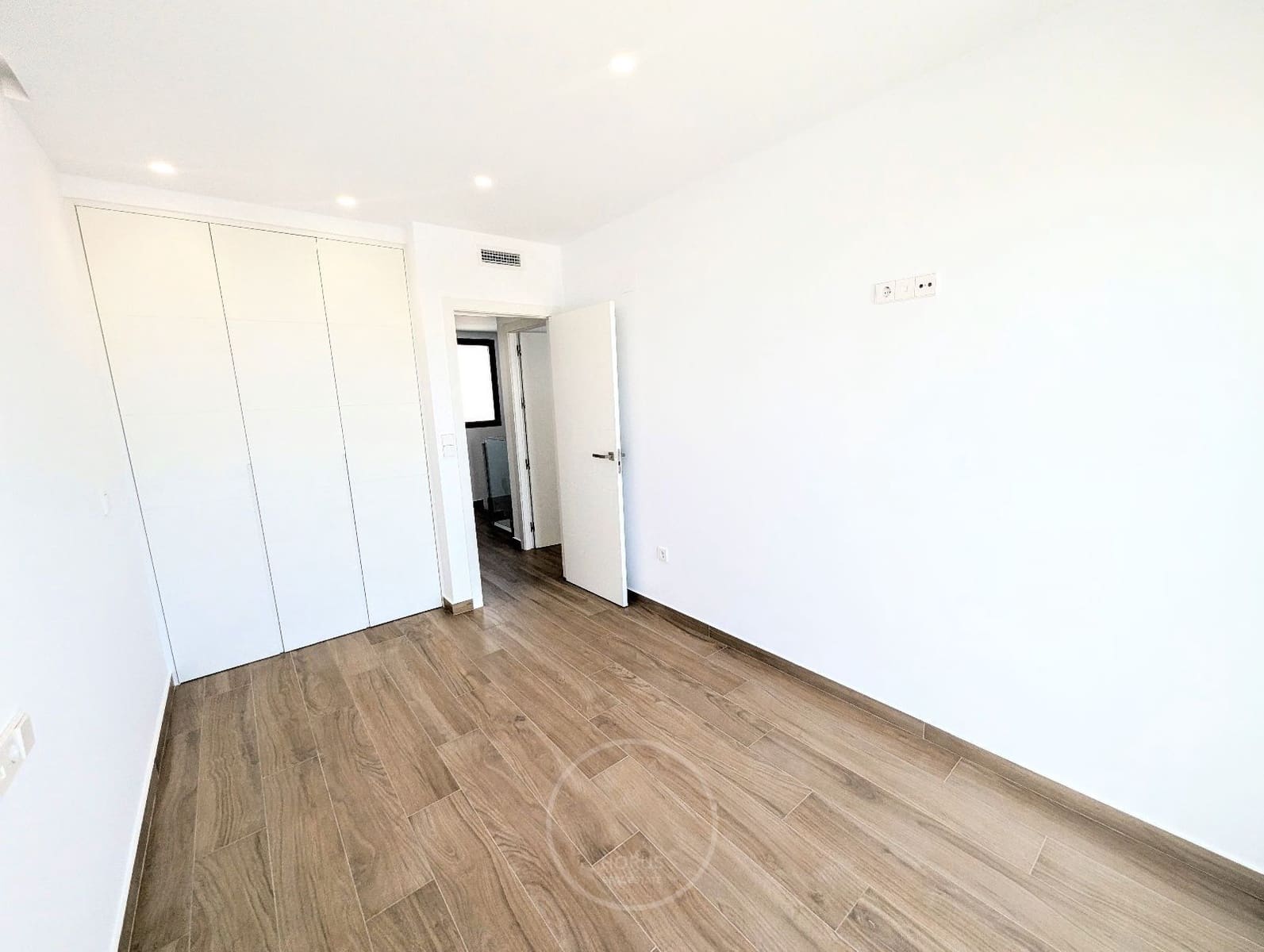 3 soveværelse Byhus til salg i Algorfa med swimmingpool - € 495.000 (Ref: 9235895)