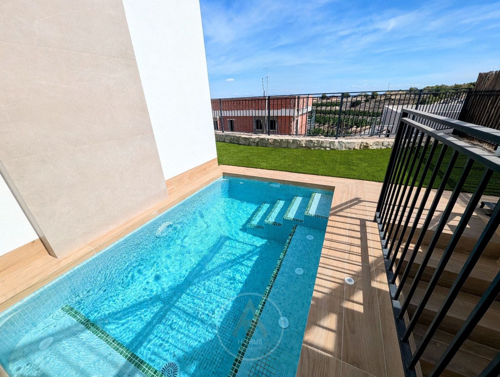 3 soveværelse Byhus til salg i Algorfa med swimmingpool - € 495.000 (Ref: 9235895)