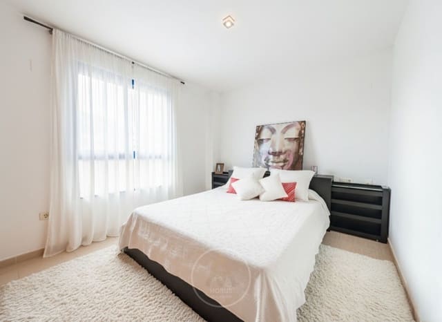 3 soverom Penthouse til salgs i Benidorm med svømmebasseng garasje - € 390 000 (Ref: 9263876)