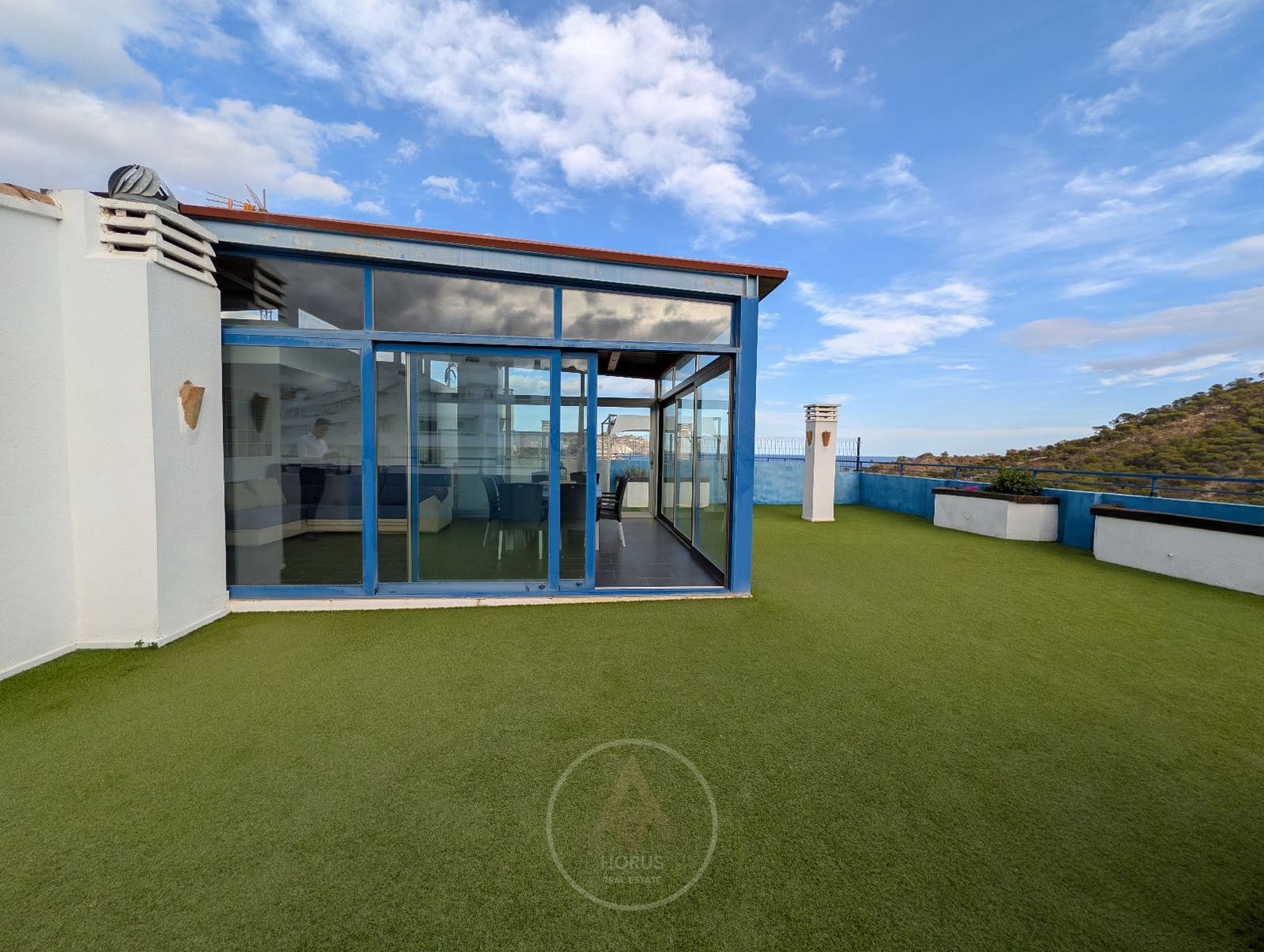 3 soveværelse Penthouse til salg i Benidorm med swimmingpool garage - € 390.000 (Ref: 9263876)