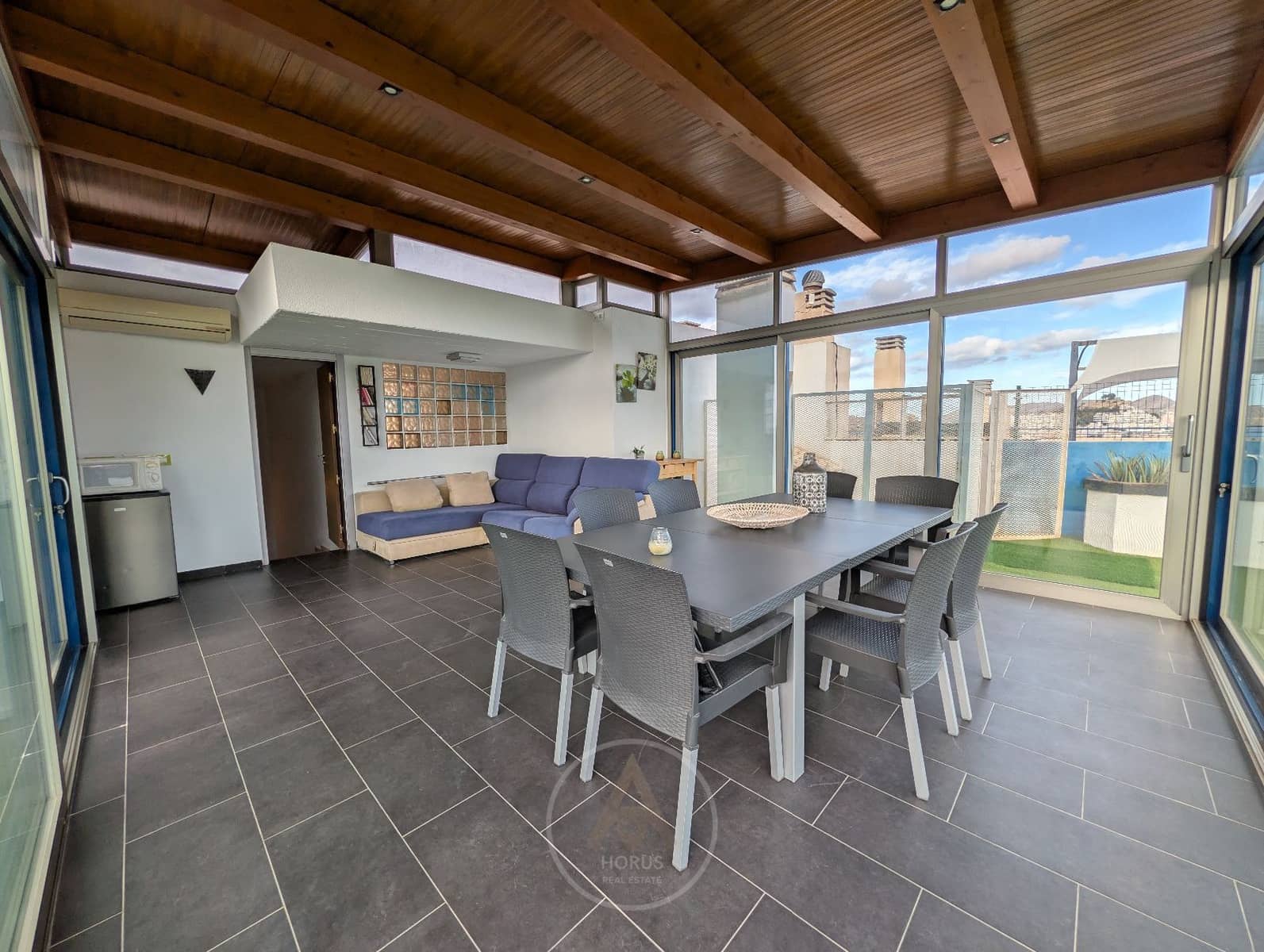 3 soveværelse Penthouse til salg i Benidorm med swimmingpool garage - € 390.000 (Ref: 9263876)