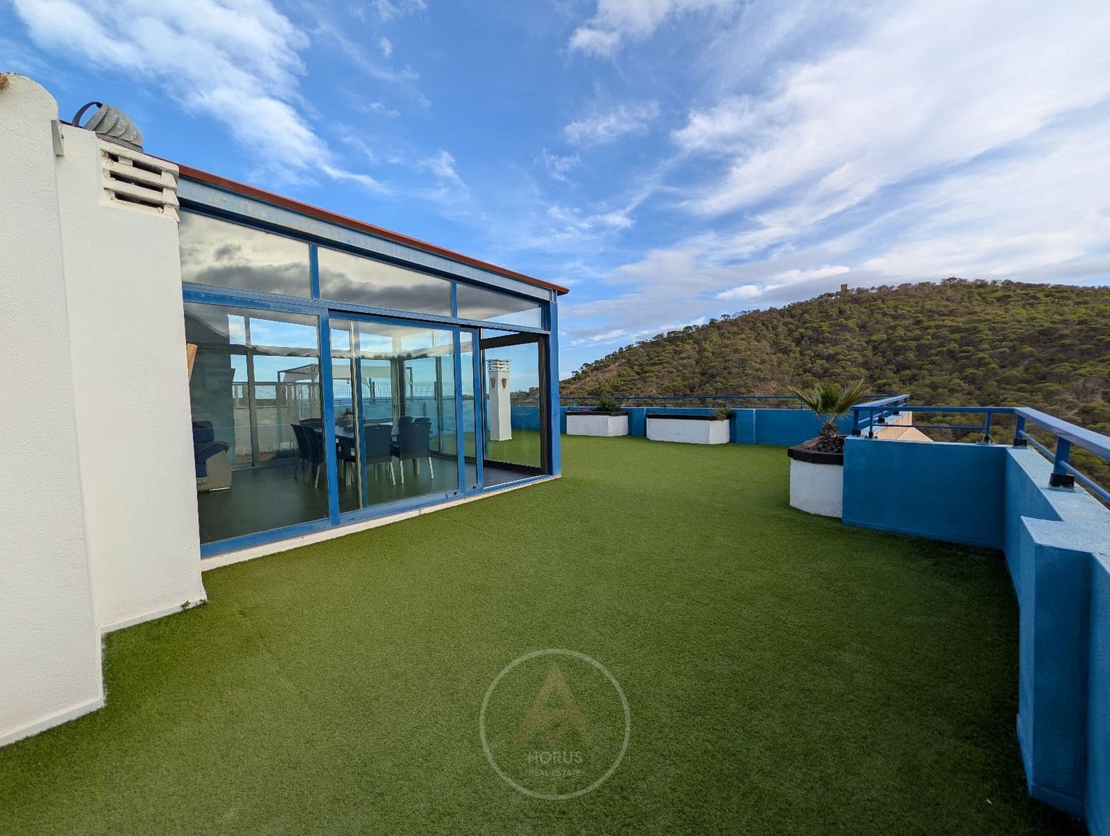 3 soveværelse Penthouse til salg i Benidorm med swimmingpool garage - € 390.000 (Ref: 9263876)