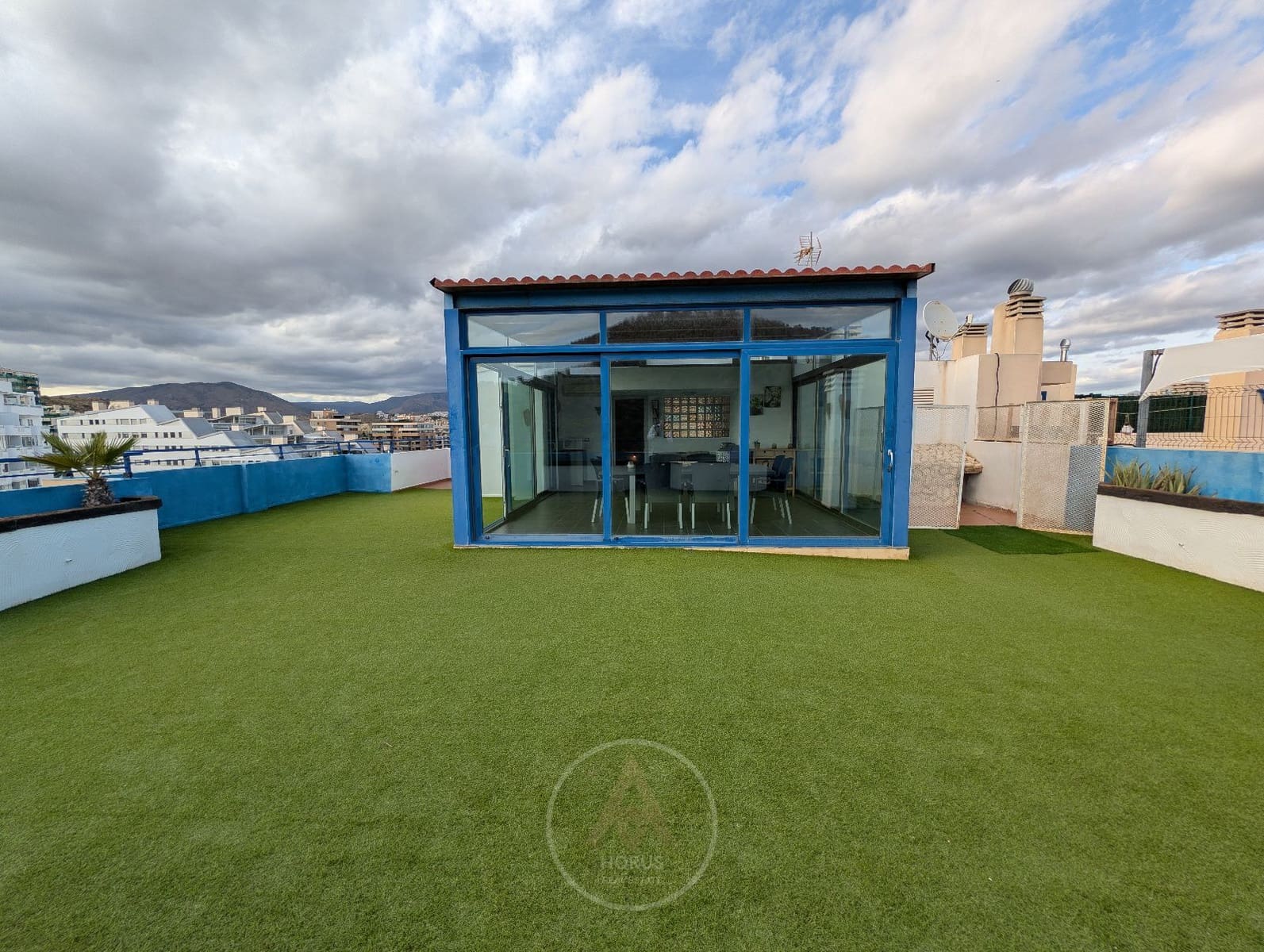 3 soveværelse Penthouse til salg i Benidorm med swimmingpool garage - € 390.000 (Ref: 9263876)