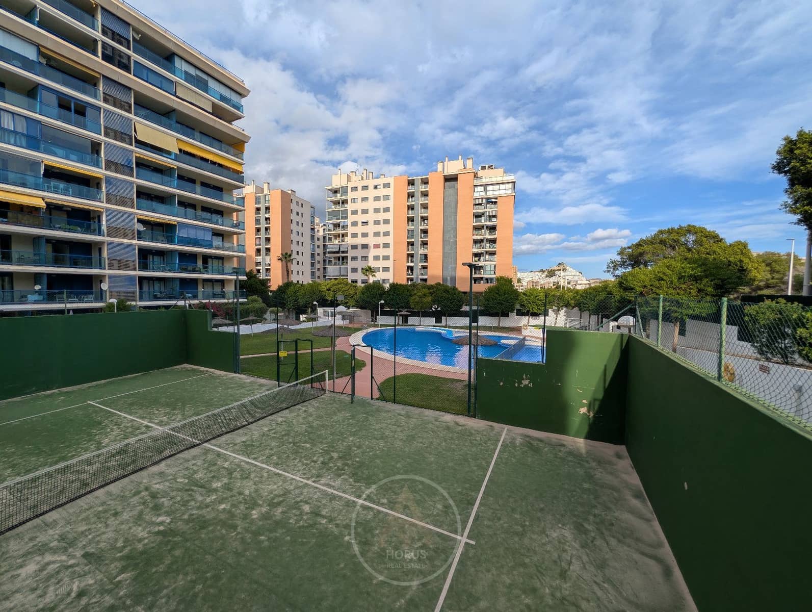 3 soveværelse Penthouse til salg i Benidorm med swimmingpool garage - € 390.000 (Ref: 9263876)