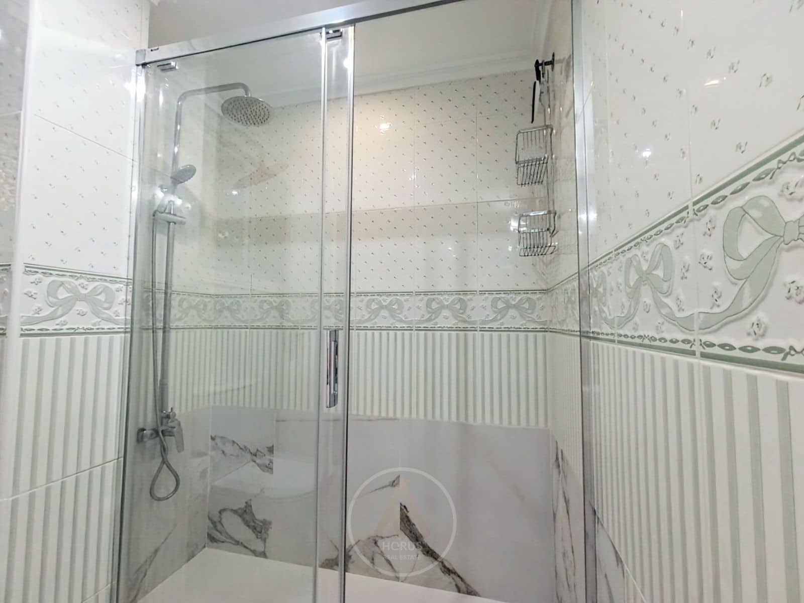 1 bedroom Flat for rent in Benidorm with pool garage - € 950 (Ref: 9301374)