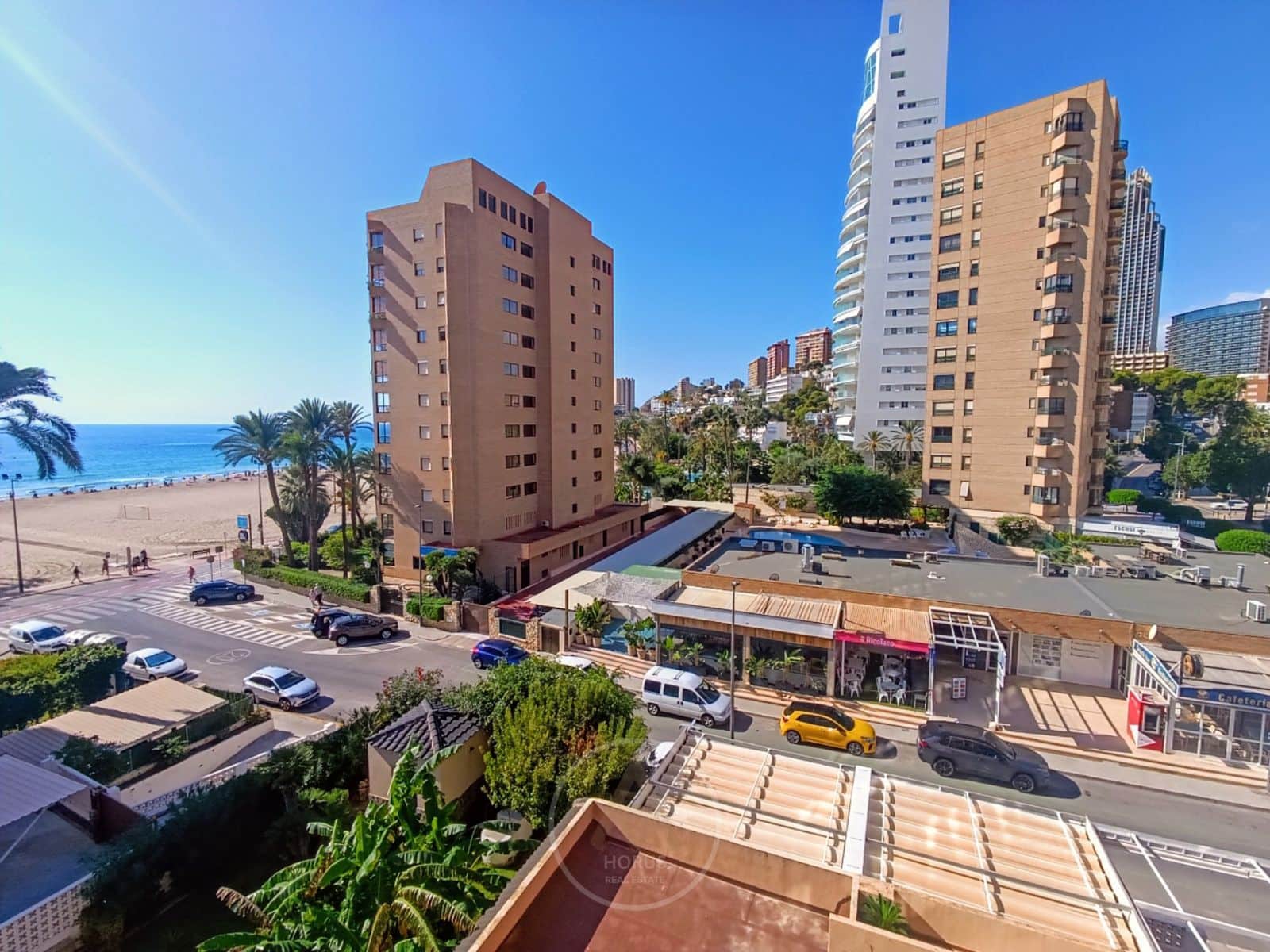 1 bedroom Flat for rent in Benidorm with pool garage - € 950 (Ref: 9301374)