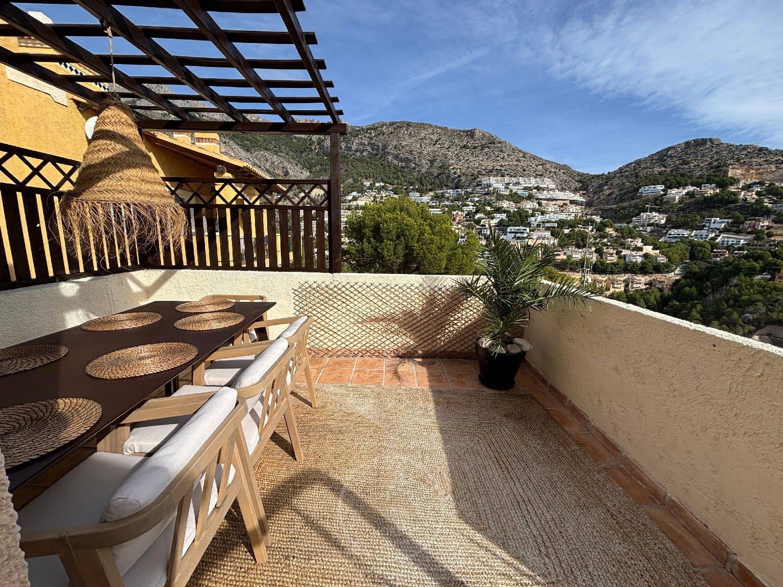 Piso de 3 habitaciones en Altea en venta con piscina garaje - 440.000 € (Ref: 9352126)
