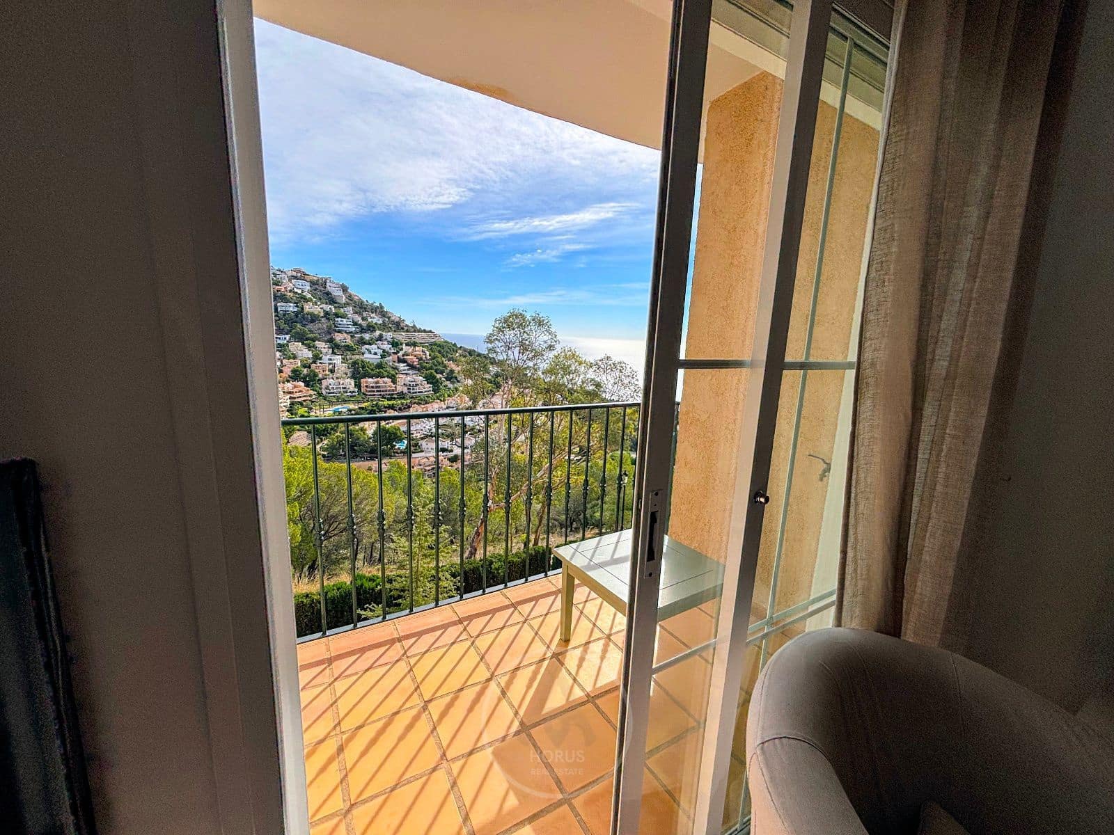 Piso de 3 habitaciones en Altea en venta con piscina garaje - 440.000 € (Ref: 9352126)