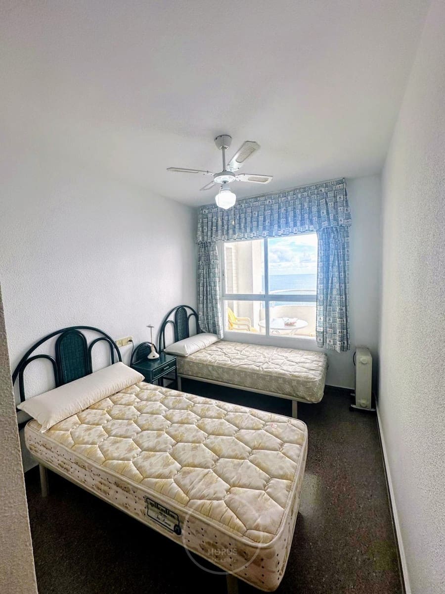 2 bedroom Flat for rent in Benidorm with pool garage - € 1,700 (Ref: 9371493)