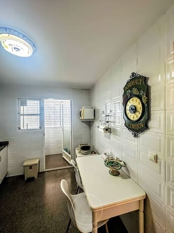 Piso de 2 habitaciones en Playa Poniente, Benidorm en alquiler con piscina garaje - 1.700 € (Ref: 9371493)