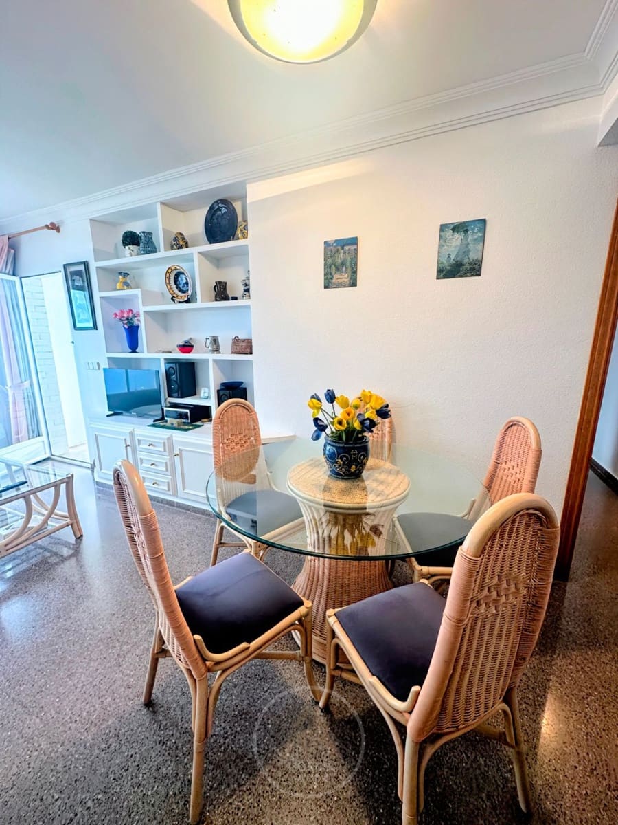 2 bedroom Flat for rent in Benidorm with pool garage - € 1,700 (Ref: 9371493)