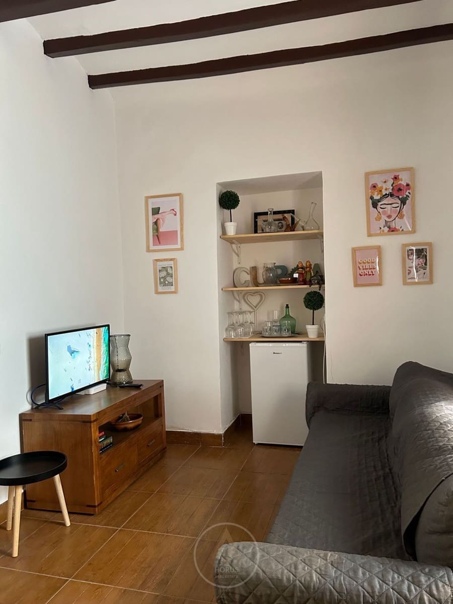 4 bedroom Villa for sale in Benidorm - € 390,000 (Ref: 9373941)