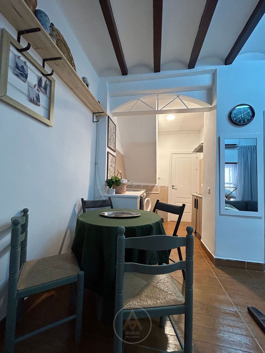 4 bedroom Villa for sale in Benidorm - € 390,000 (Ref: 9373941)