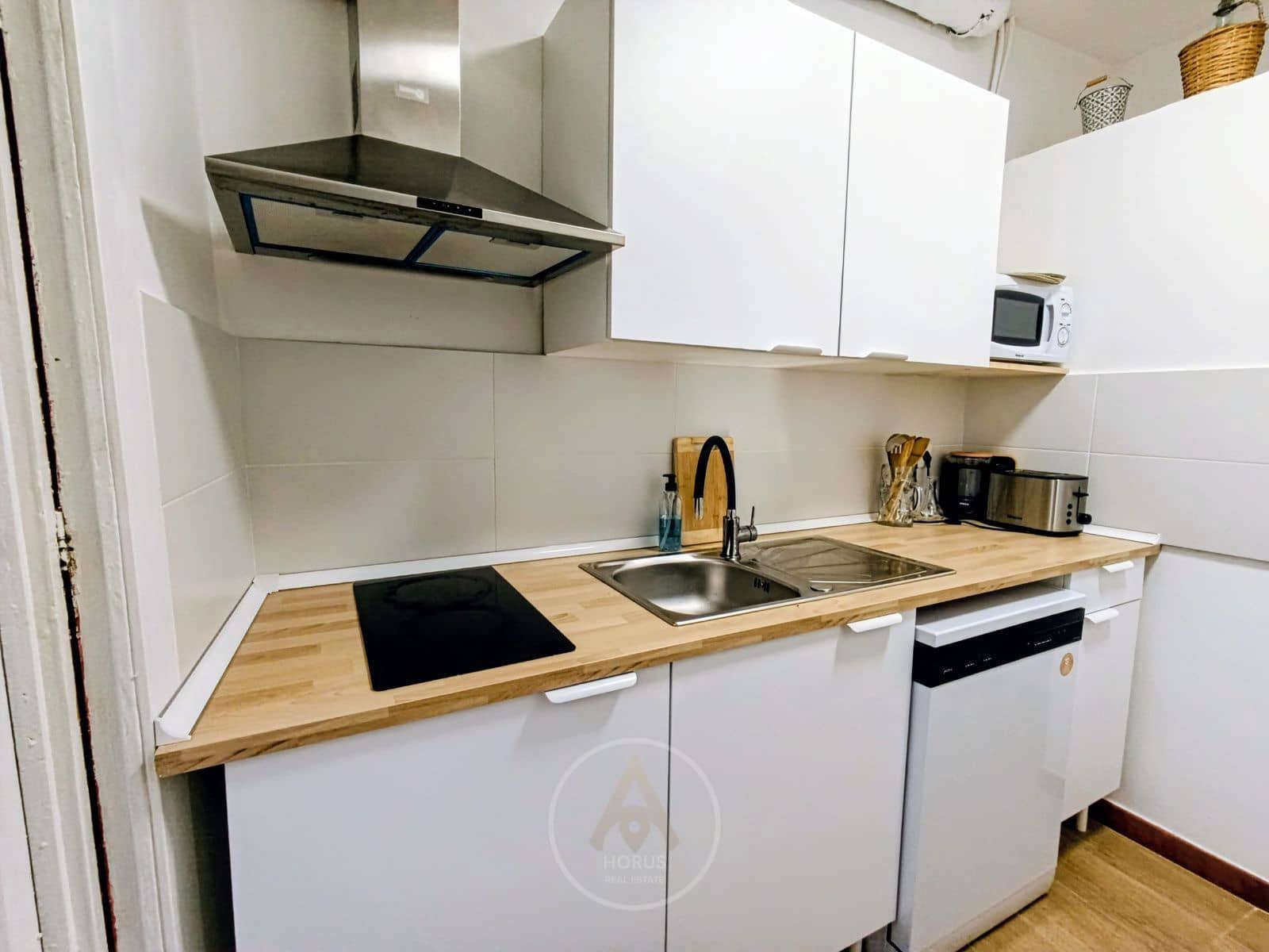 4 bedroom Villa for sale in Benidorm - € 390,000 (Ref: 9373941)