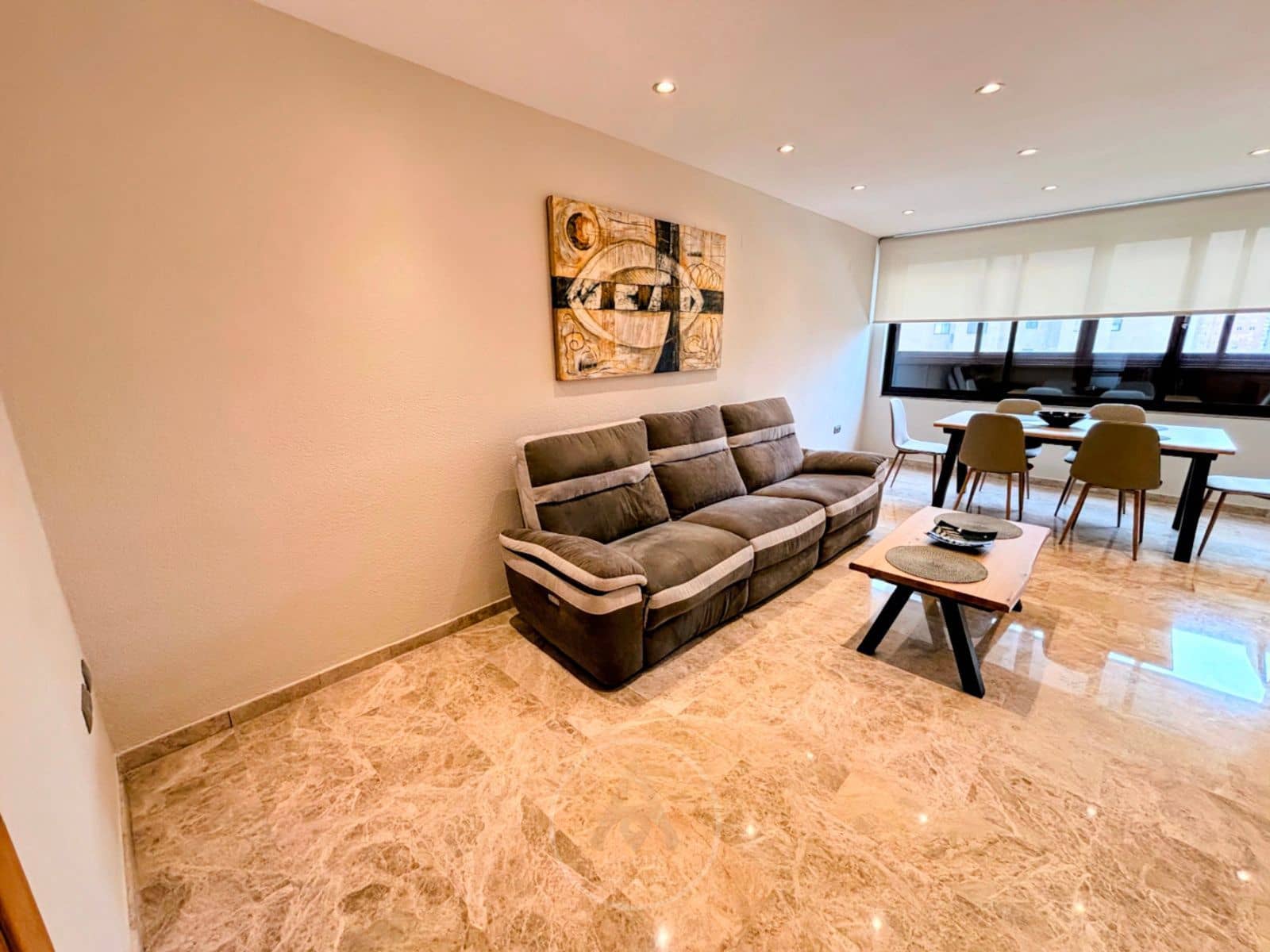 3 sypialnia Mieszkanie na sprzedaż w Benidorm z basenem garażem - 320 000 € (Ref: 9395317)