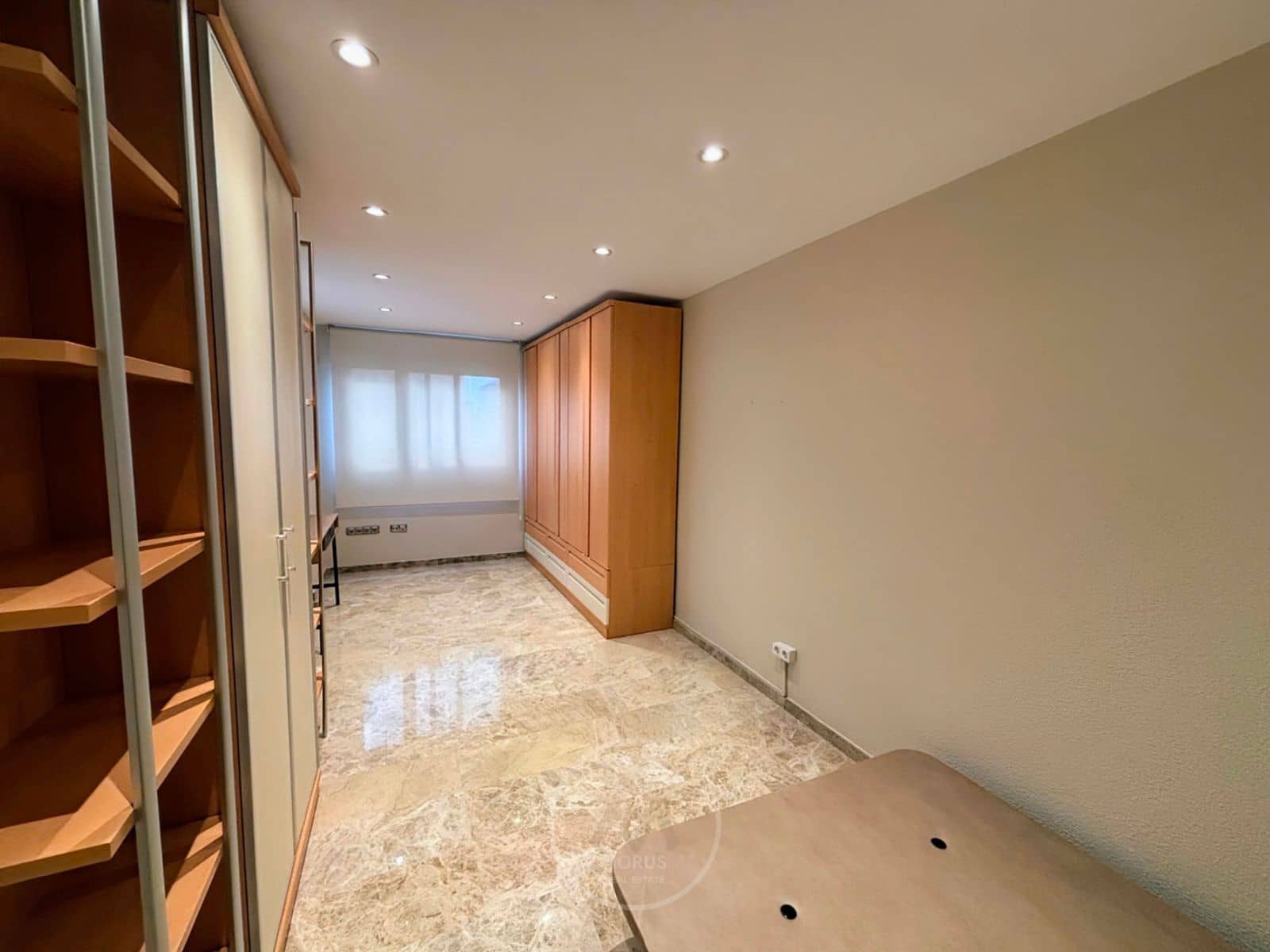 3 sypialnia Mieszkanie na sprzedaż w Benidorm z basenem garażem - 320 000 € (Ref: 9395317)