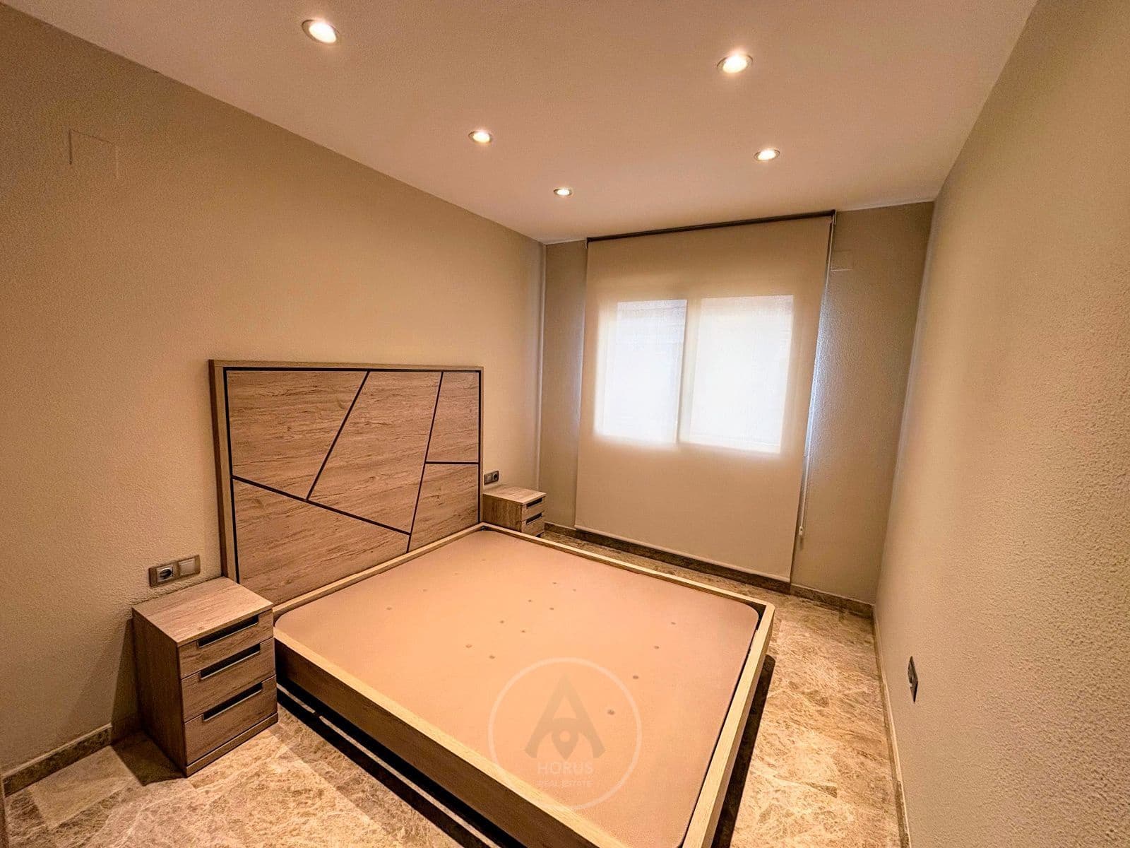 3 sypialnia Mieszkanie na sprzedaż w Benidorm z basenem garażem - 320 000 € (Ref: 9395317)