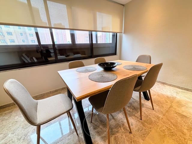 3 bedroom Flat for sale in Juzgados - Plaza de Toros, Benidorm with pool garage - € 320,000 (Ref: 9395317)