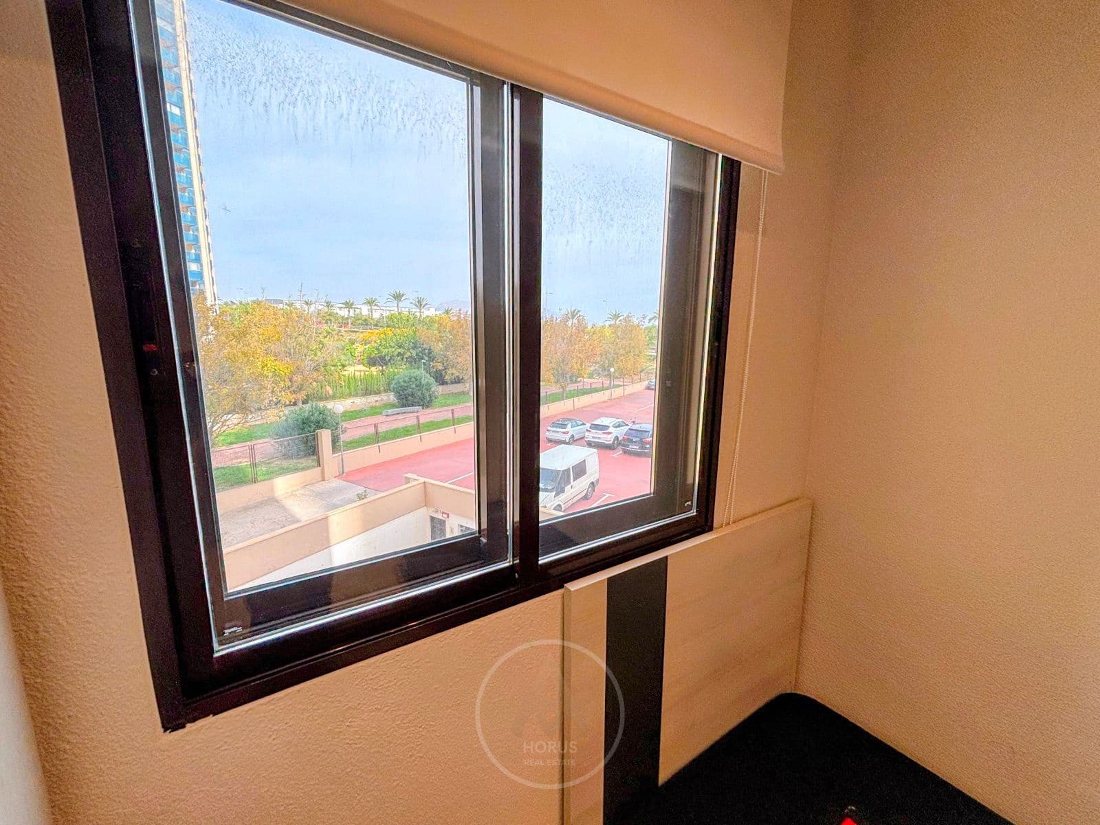 3 sypialnia Mieszkanie na sprzedaż w Benidorm z basenem garażem - 320 000 € (Ref: 9395317)