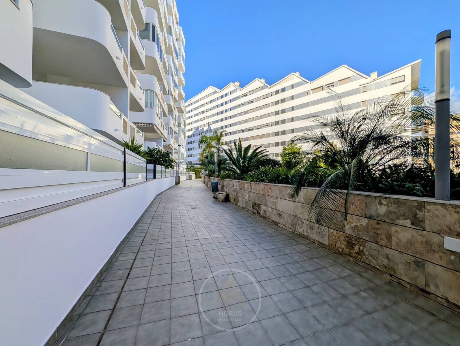 3 sypialnia Penthouse na sprzedaż w La Villajoyosa / Vila Joiosa z basenem garażem - 449 900 € (Ref: 9413287)