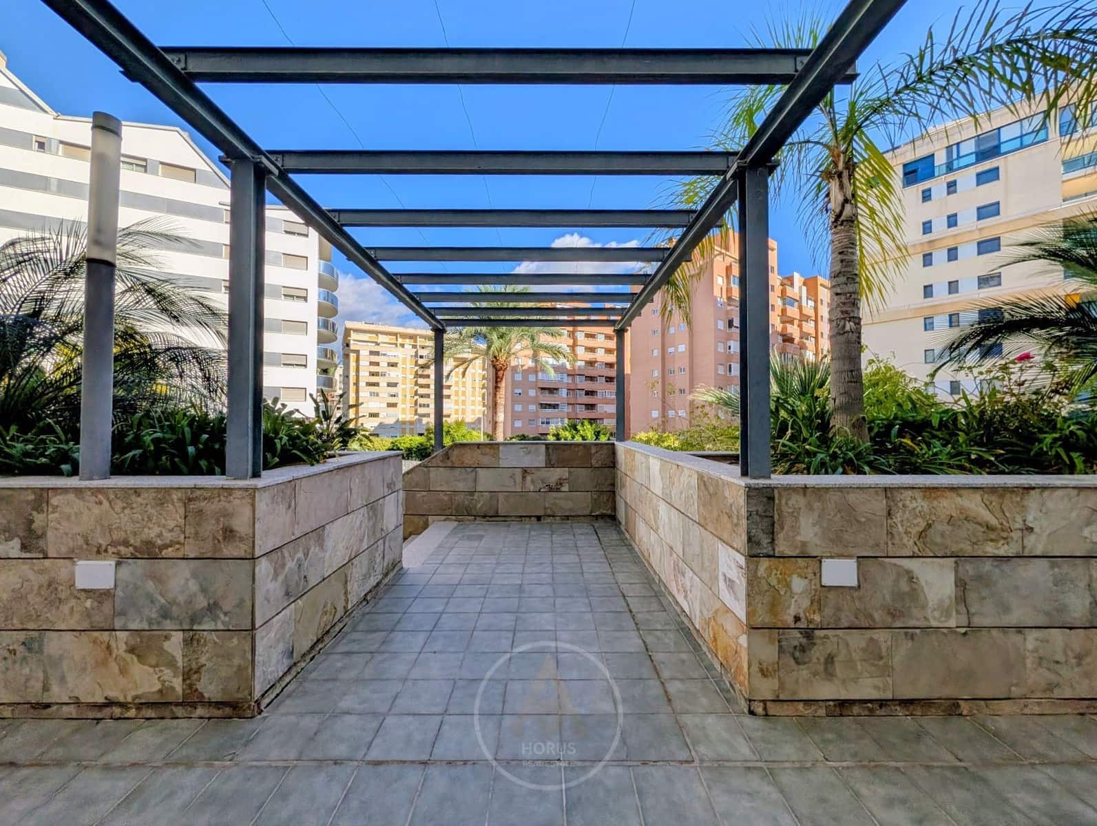 3 sypialnia Penthouse na sprzedaż w La Villajoyosa / Vila Joiosa z basenem garażem - 449 900 € (Ref: 9413287)