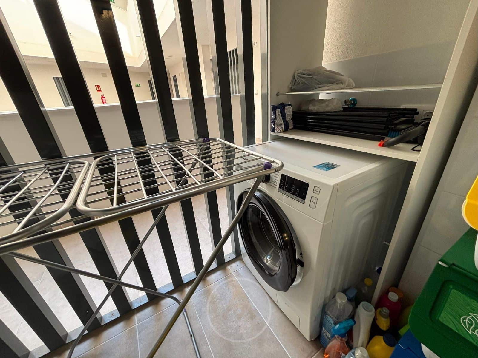 2 sypialnia Mieszkanie do wynajęcia w Benidorm z basenem - 1 200 € (Ref: 9428699)