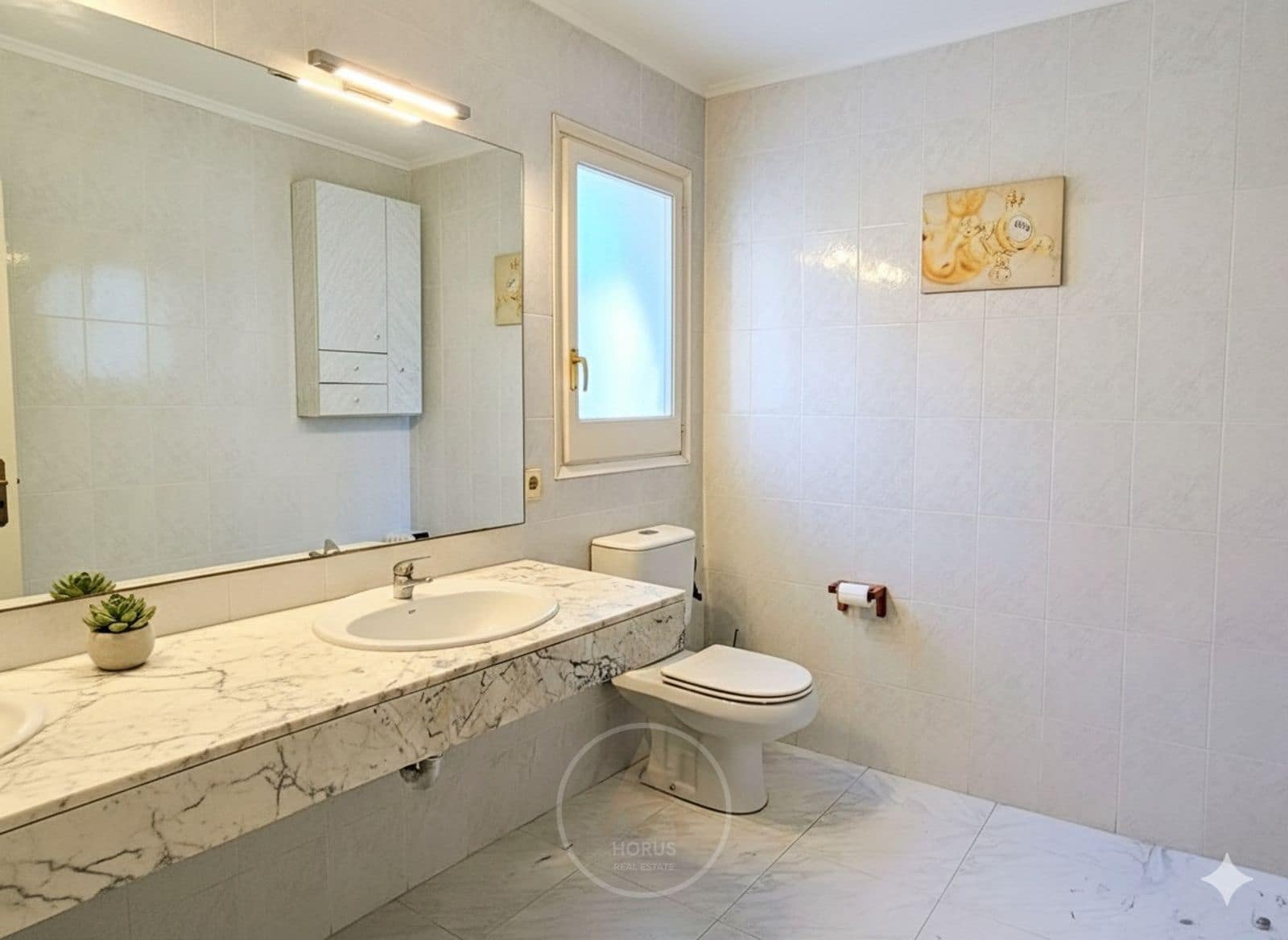 5 makuuhuone Asunto myytävänä paikassa Sant Cebria de Vallalta mukana uima-altaan 
autotalli - 430 000 € (Ref: 9432794)